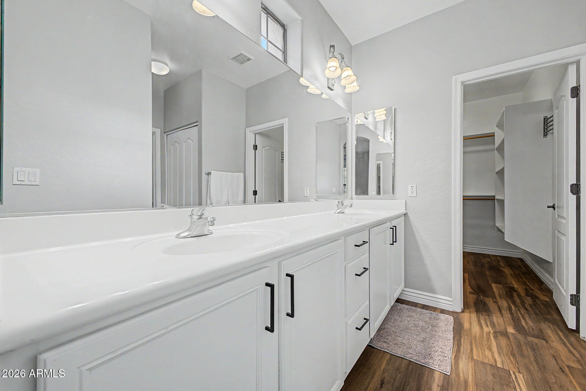 Strada Townhomes - Residential