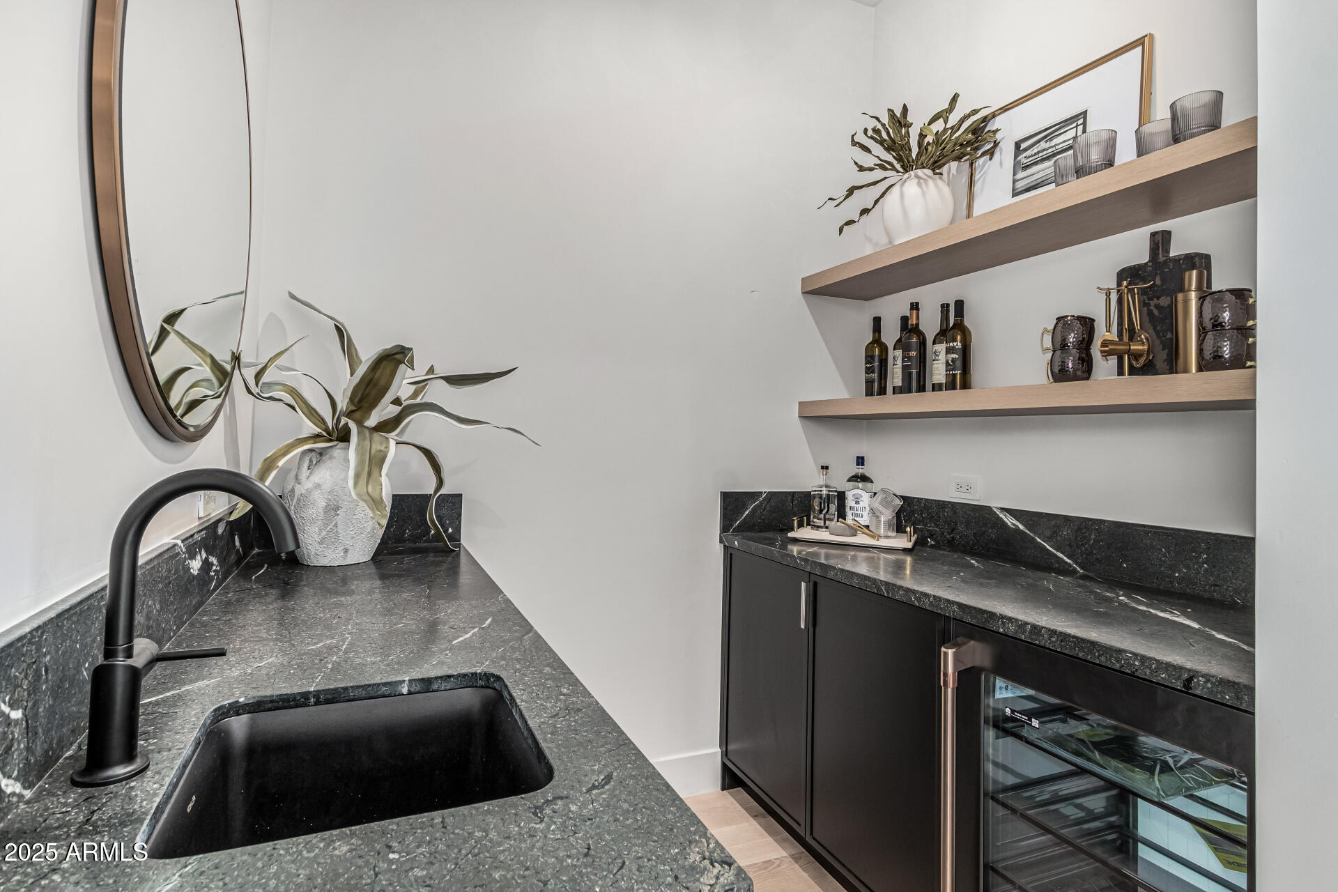 PINNACLE PEAK ESTATES - Residential
