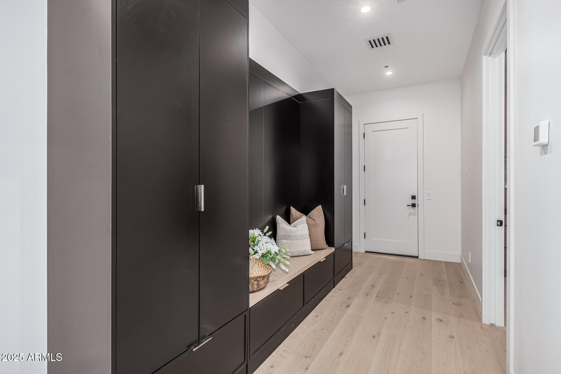 PINNACLE PEAK ESTATES - Residential