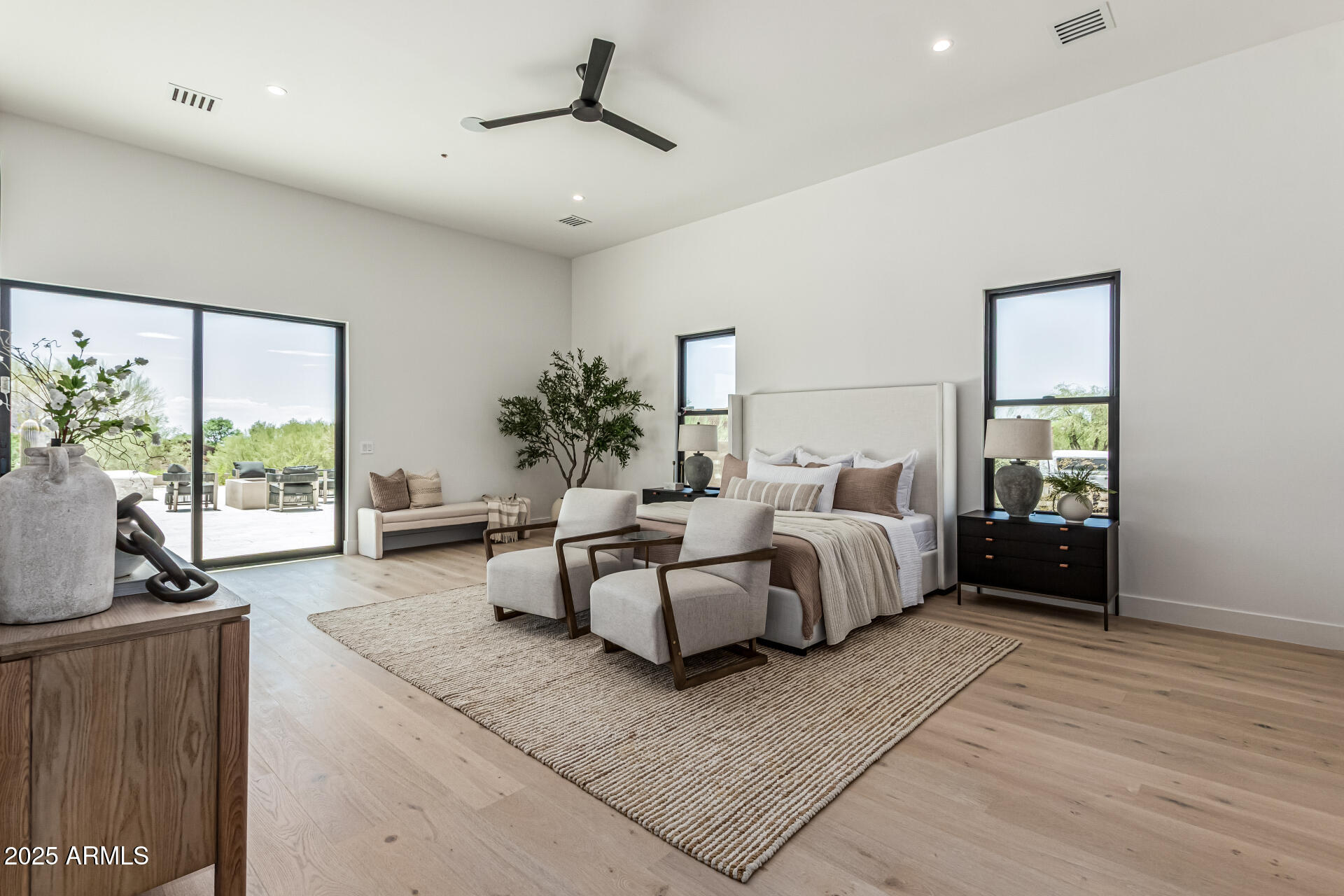 PINNACLE PEAK ESTATES - Residential