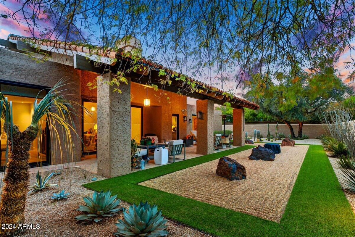 VILLAGE AT CAMELBACK MOUNTAIN - Residential