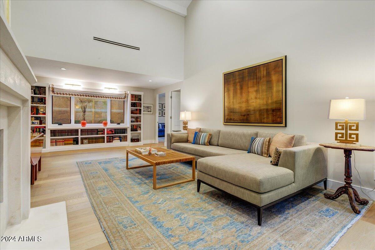VILLAGE AT CAMELBACK MOUNTAIN - Residential