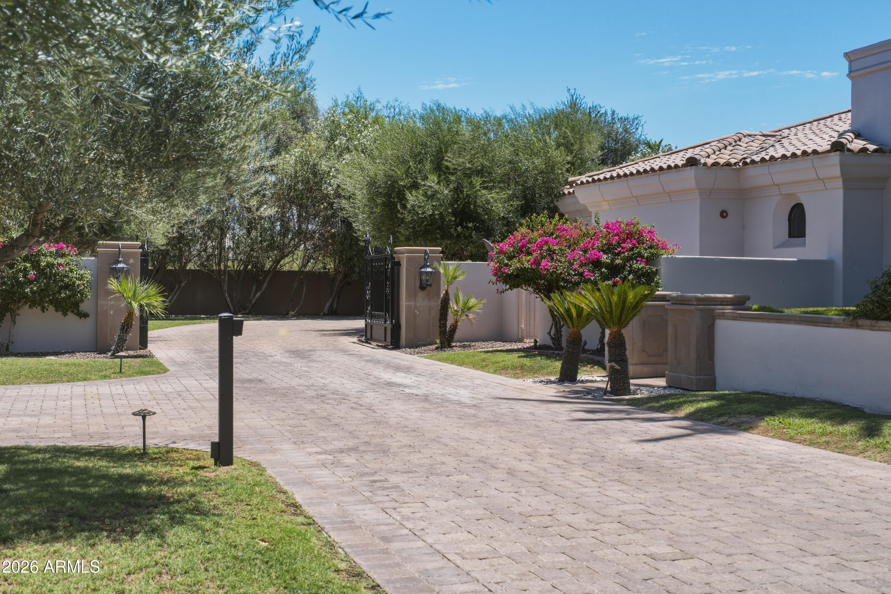VILLARESI - Residential