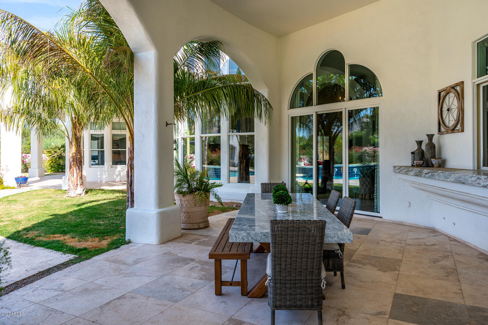 HIDDEN PARADISE - Residential