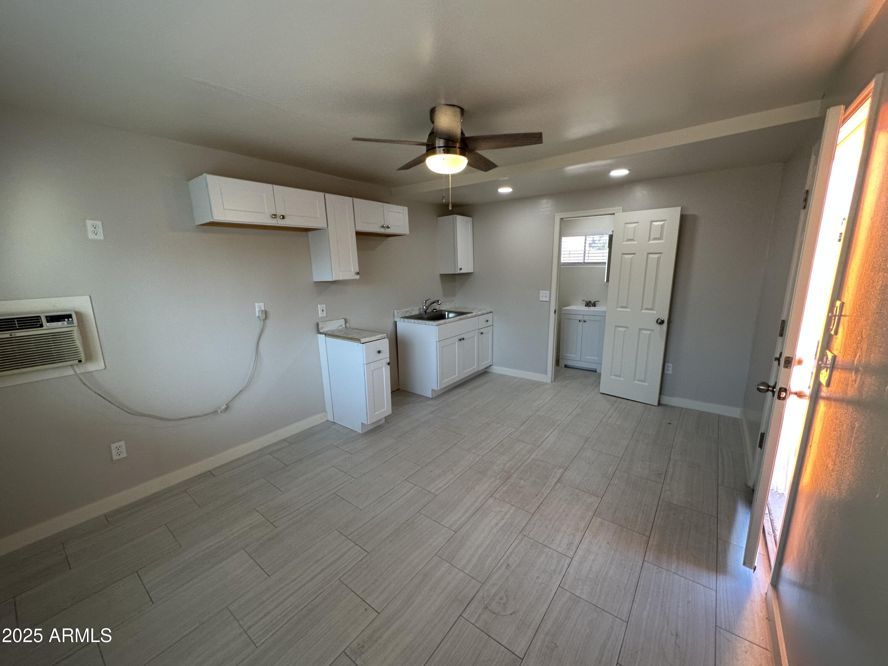 WILLACKER HOMES - Residential