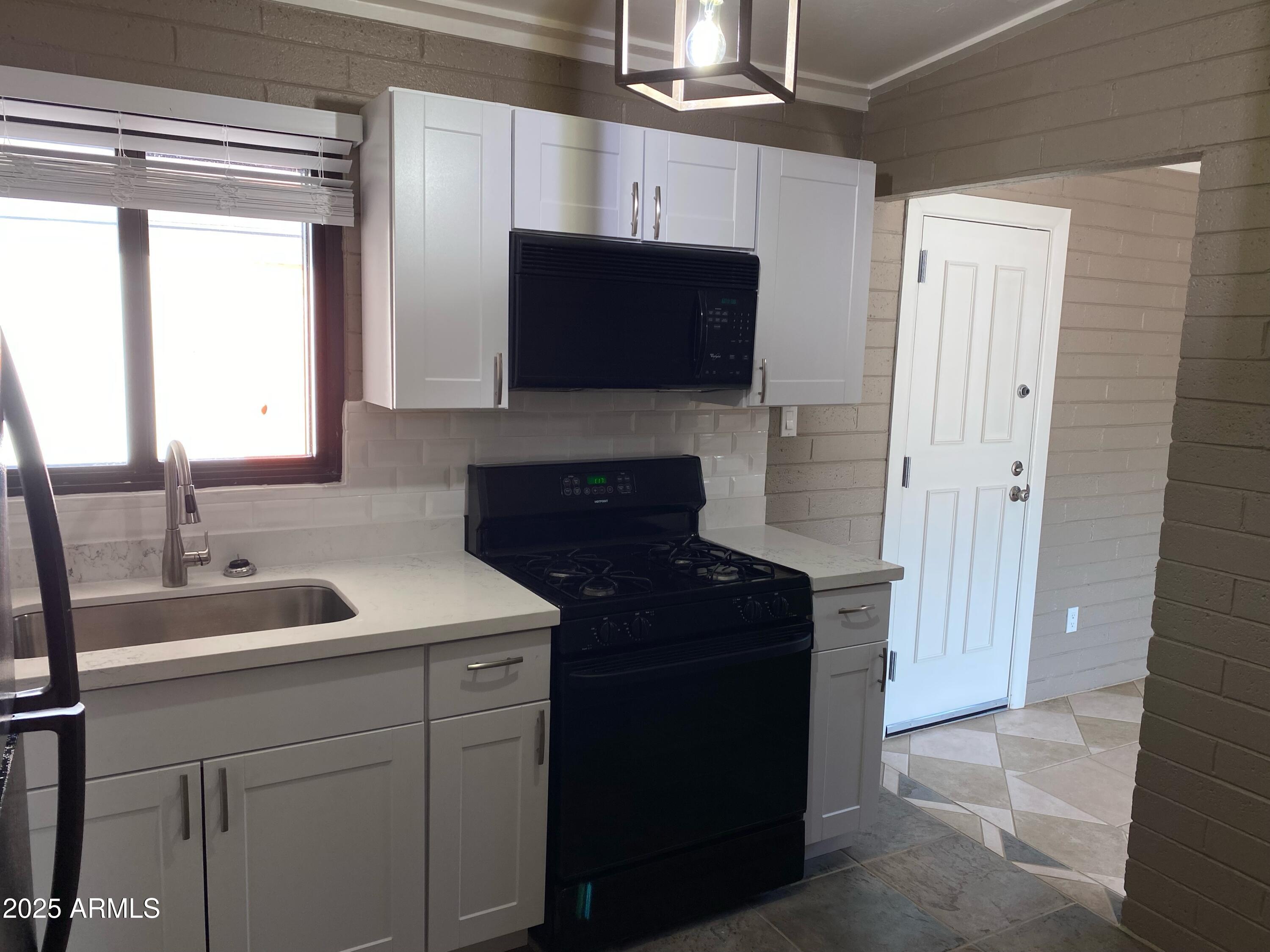 WILLACKER HOMES - Residential