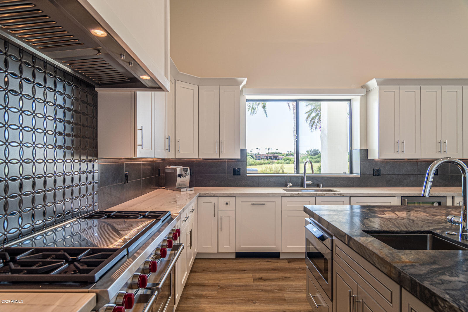 CAMELBACK COUNTRY ESTATES UNIT 3 - Residential