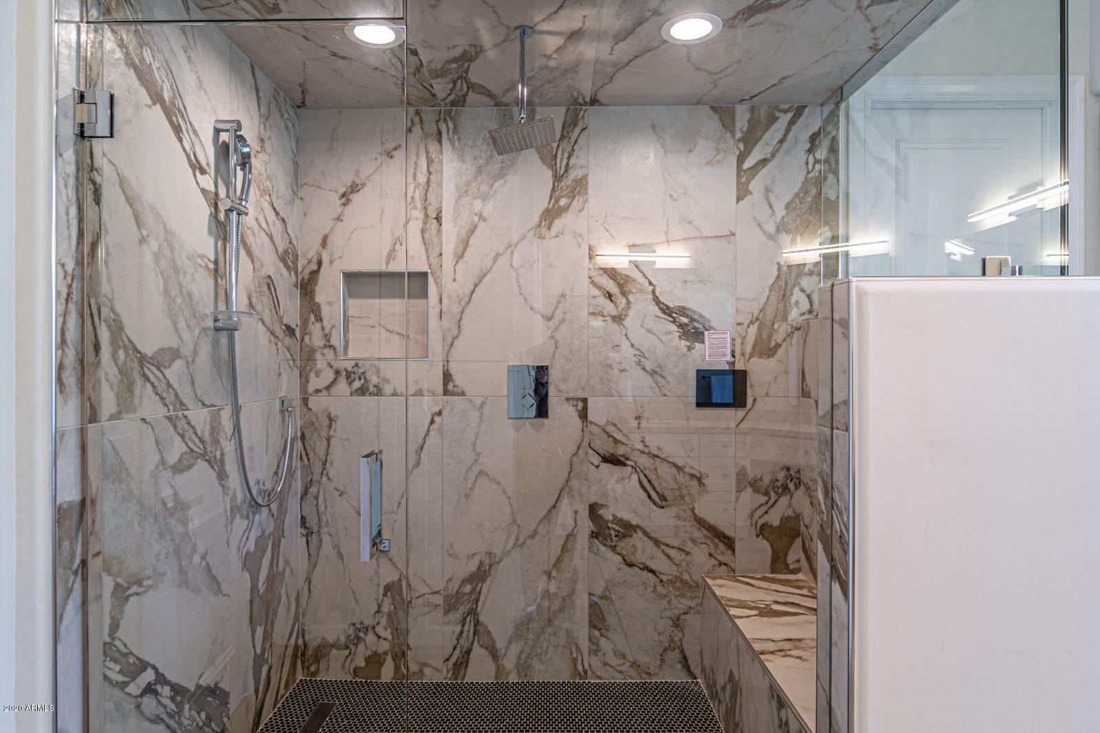 CAMELBACK COUNTRY ESTATES UNIT 3 - Residential