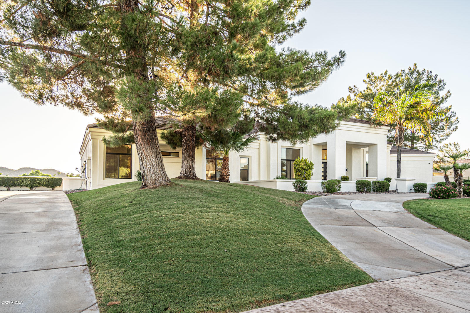 CAMELBACK COUNTRY ESTATES UNIT 3 - Residential