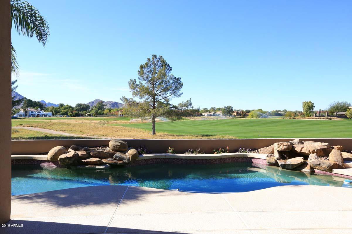 CAMELBACK COUNTRY ESTATES UNIT 3 - Residential