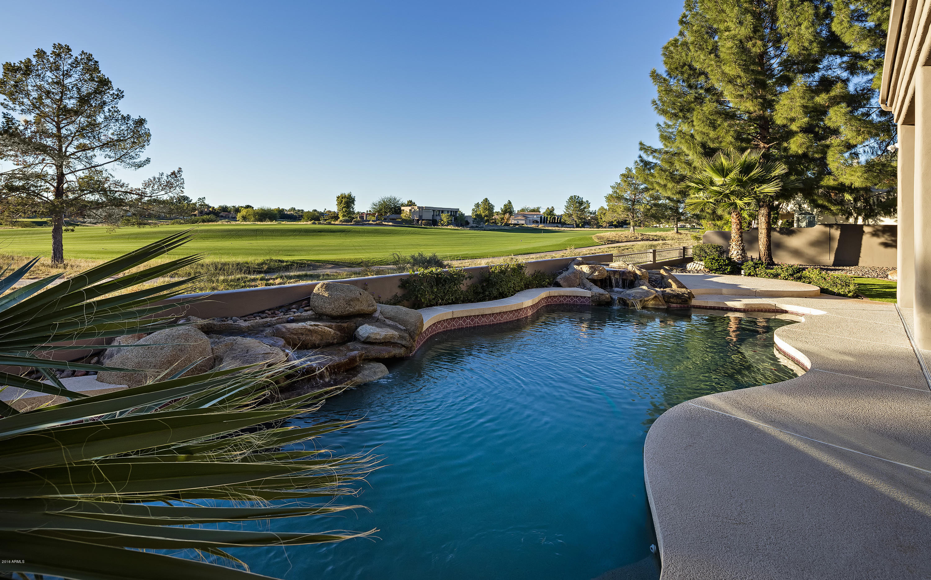 CAMELBACK COUNTRY ESTATES UNIT 3 - Residential