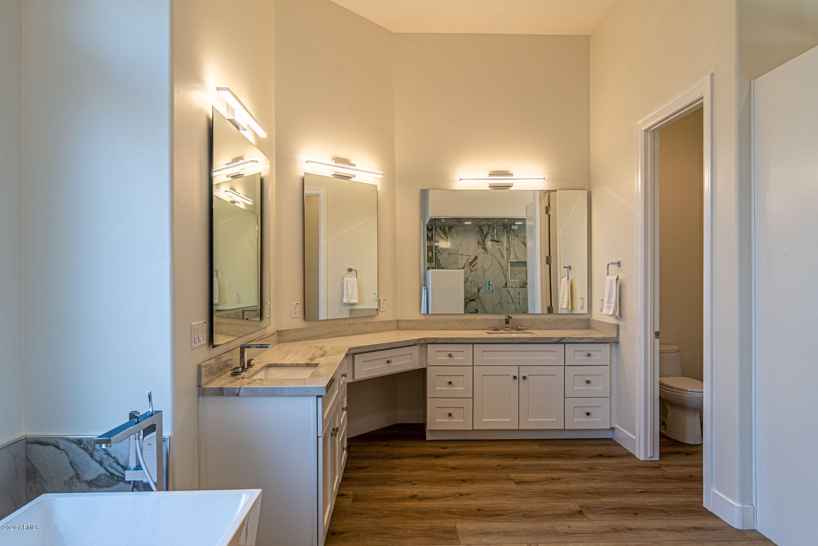 CAMELBACK COUNTRY ESTATES UNIT 3 - Residential