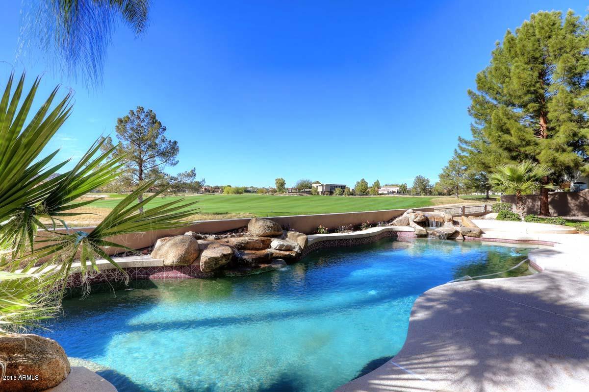 CAMELBACK COUNTRY ESTATES UNIT 3 - Residential