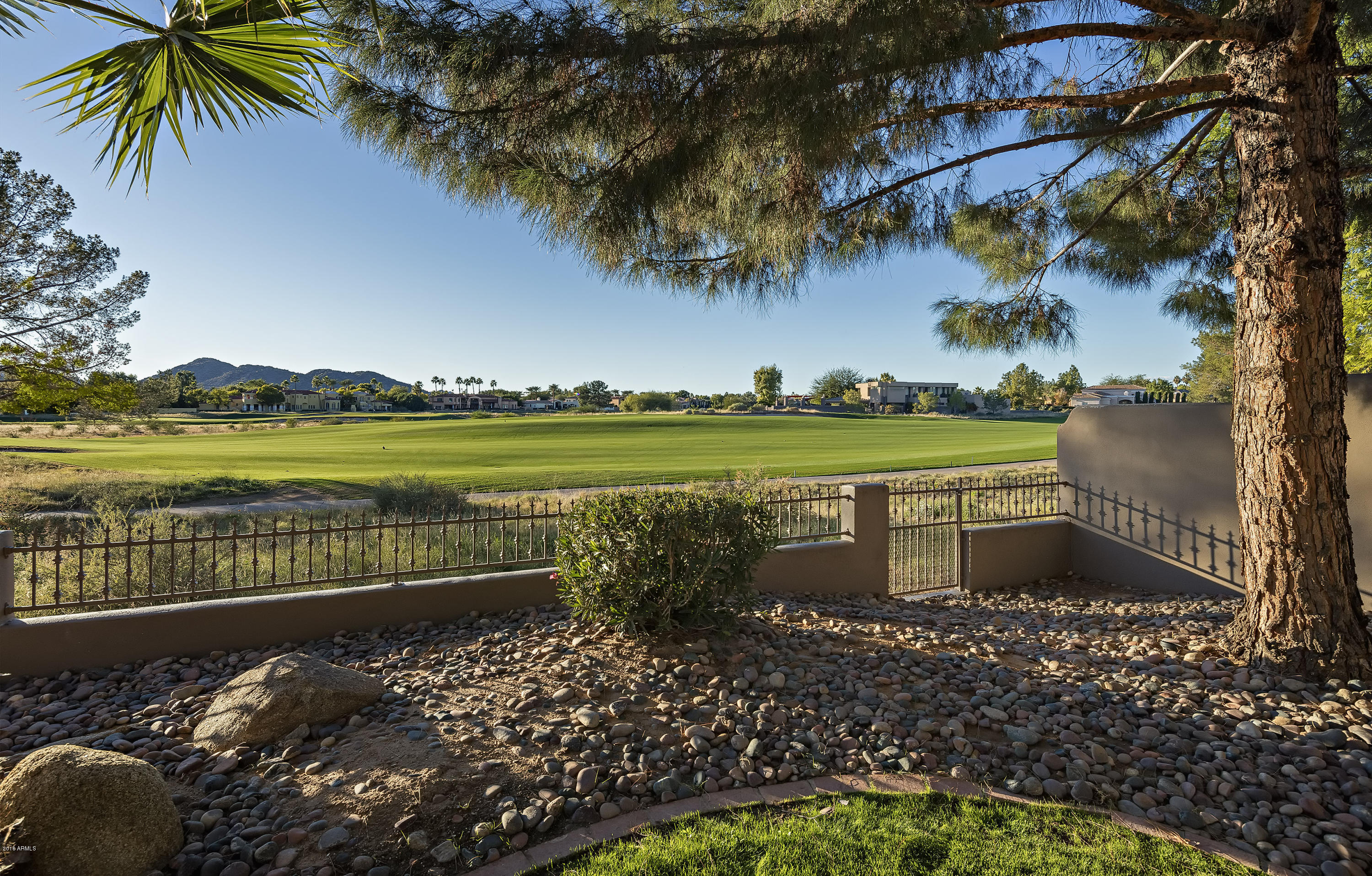CAMELBACK COUNTRY ESTATES UNIT 3 - Residential