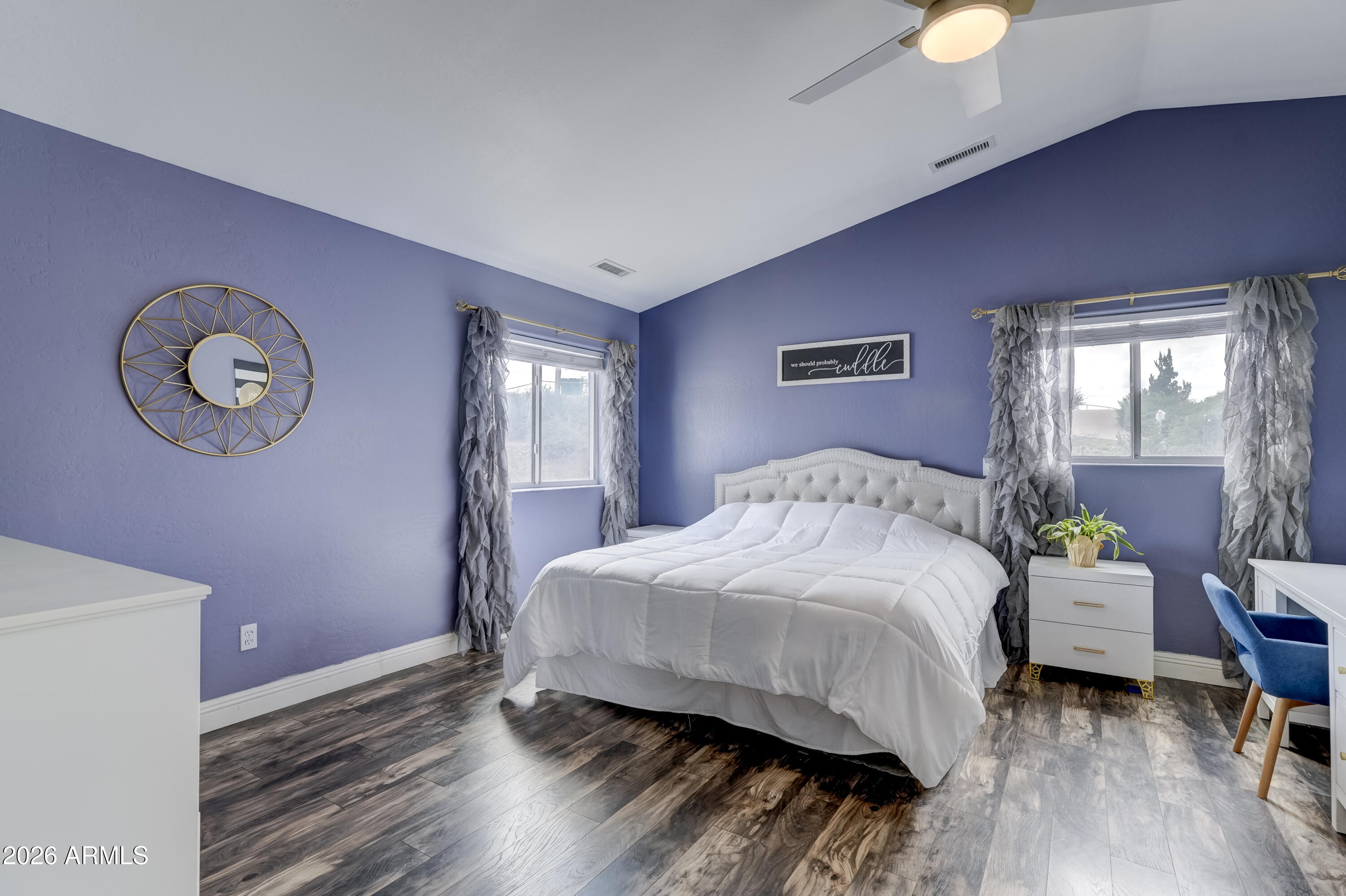 COMMAND ESTATES - Residential