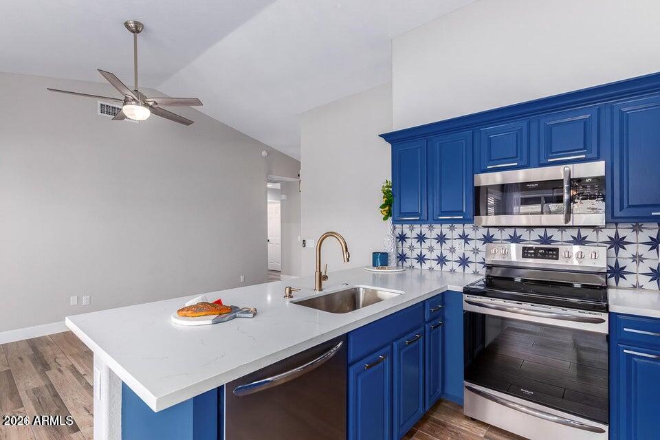 SUNBIRD UNIT TEN - Residential