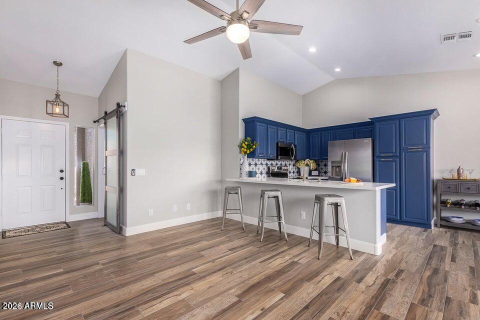 SUNBIRD UNIT TEN - Residential