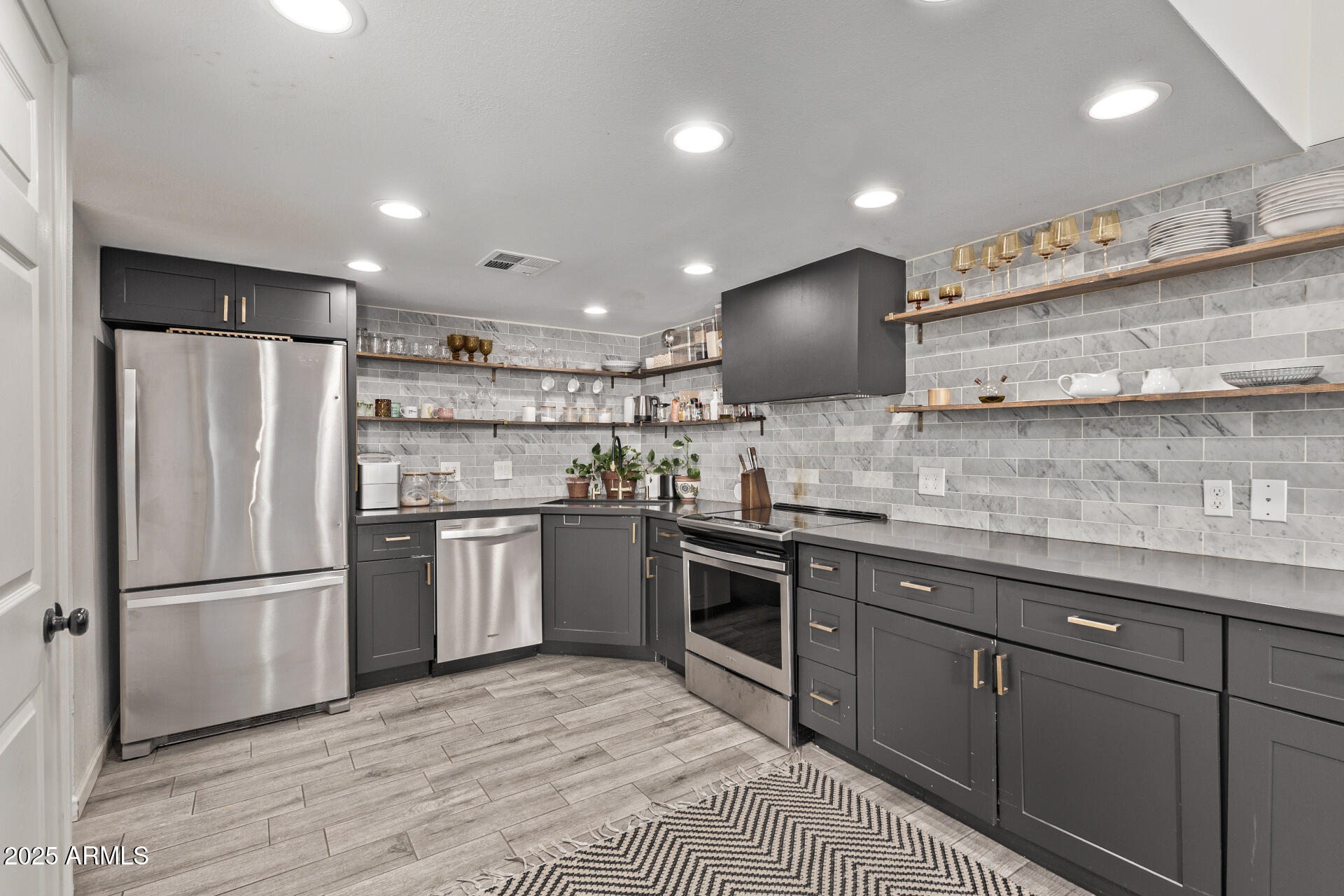 BRENTWOOD PARK - Residential