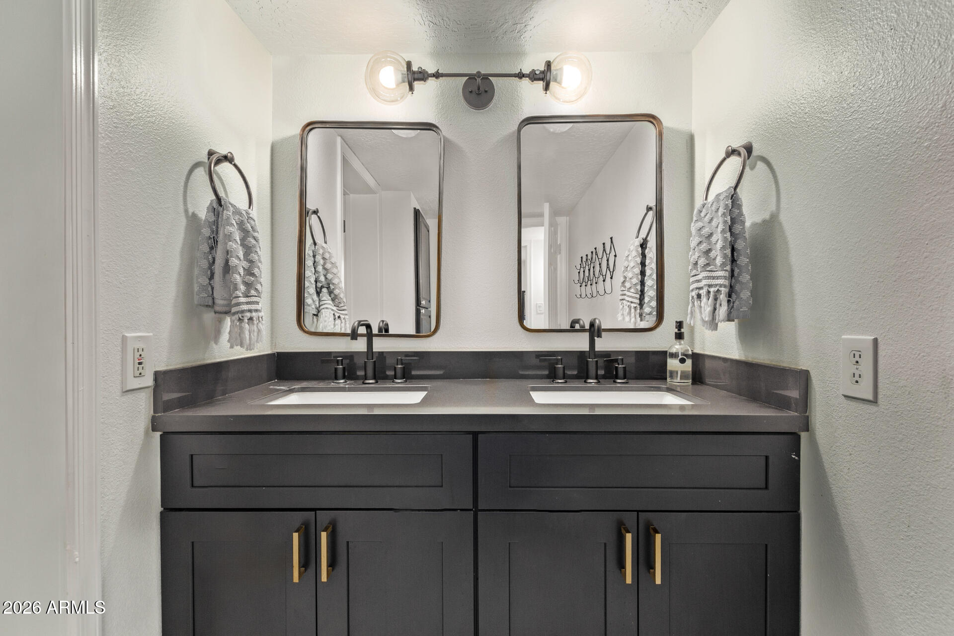 BRENTWOOD PARK - Residential