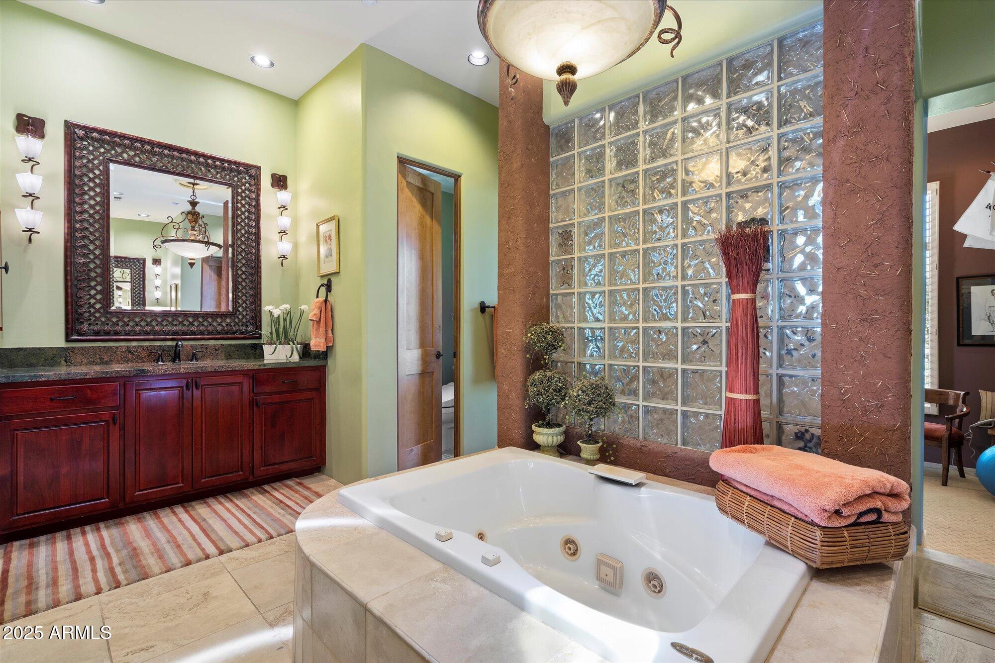 DC RANCH - Residential