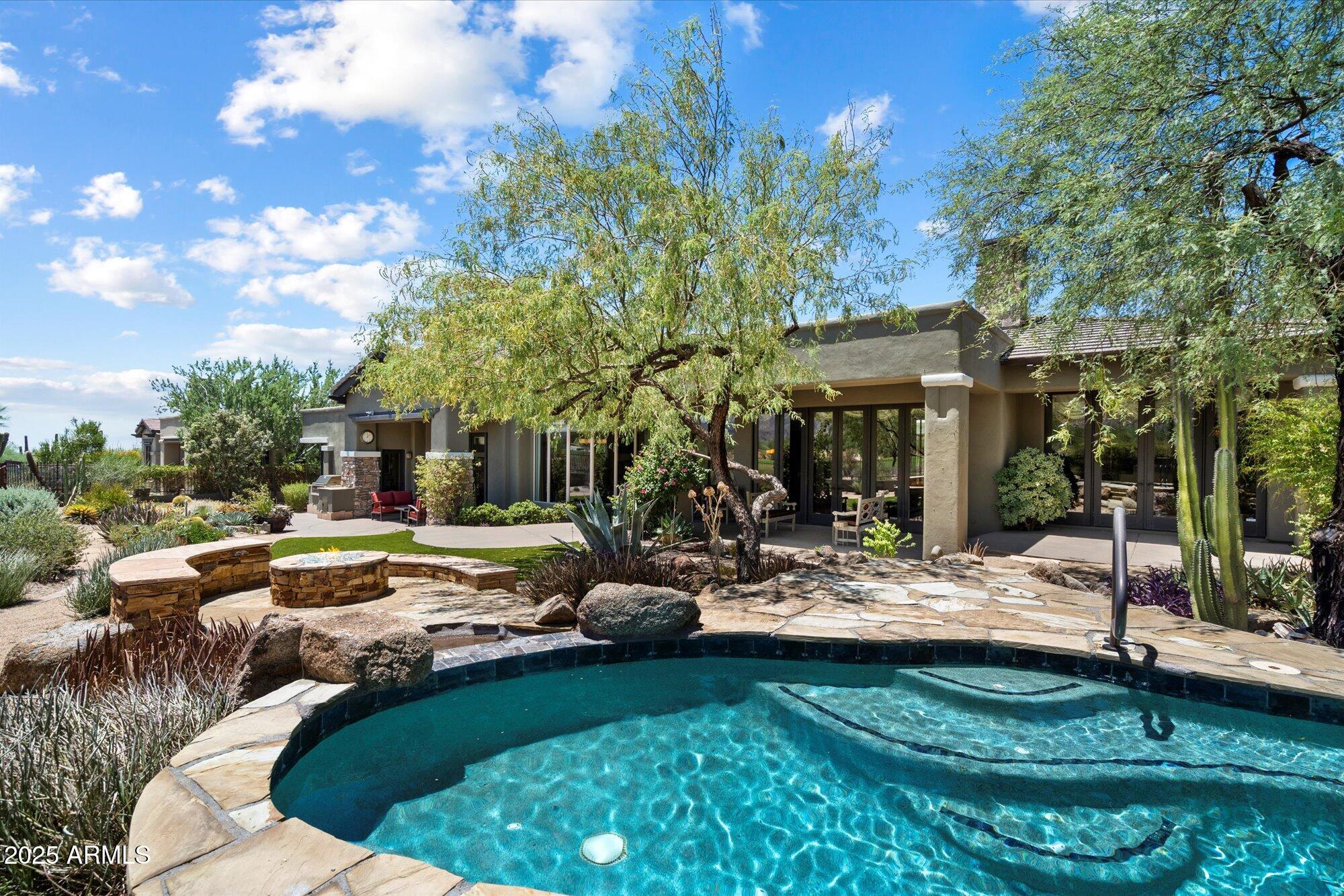 DC RANCH - Residential