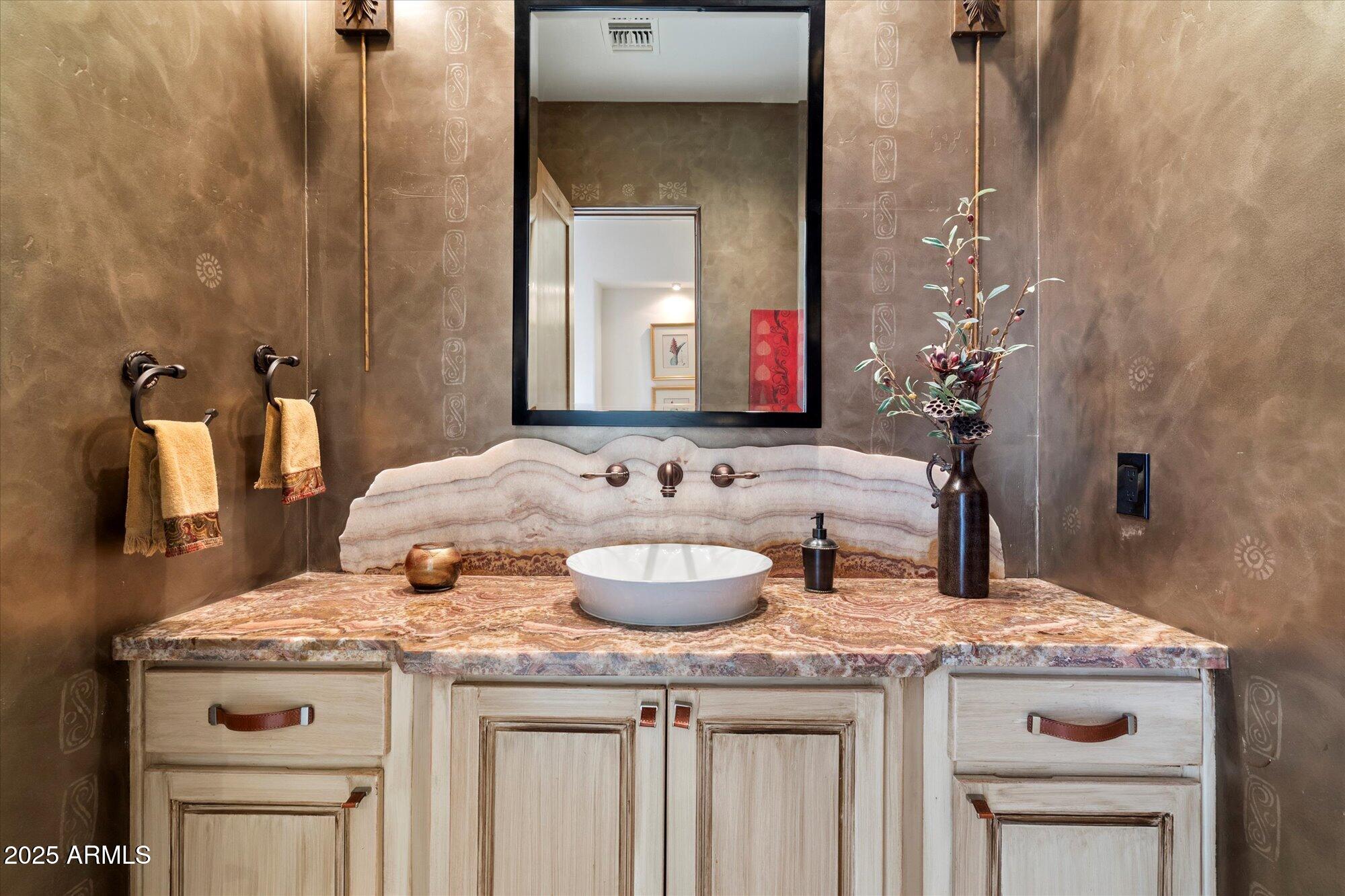 DC RANCH - Residential