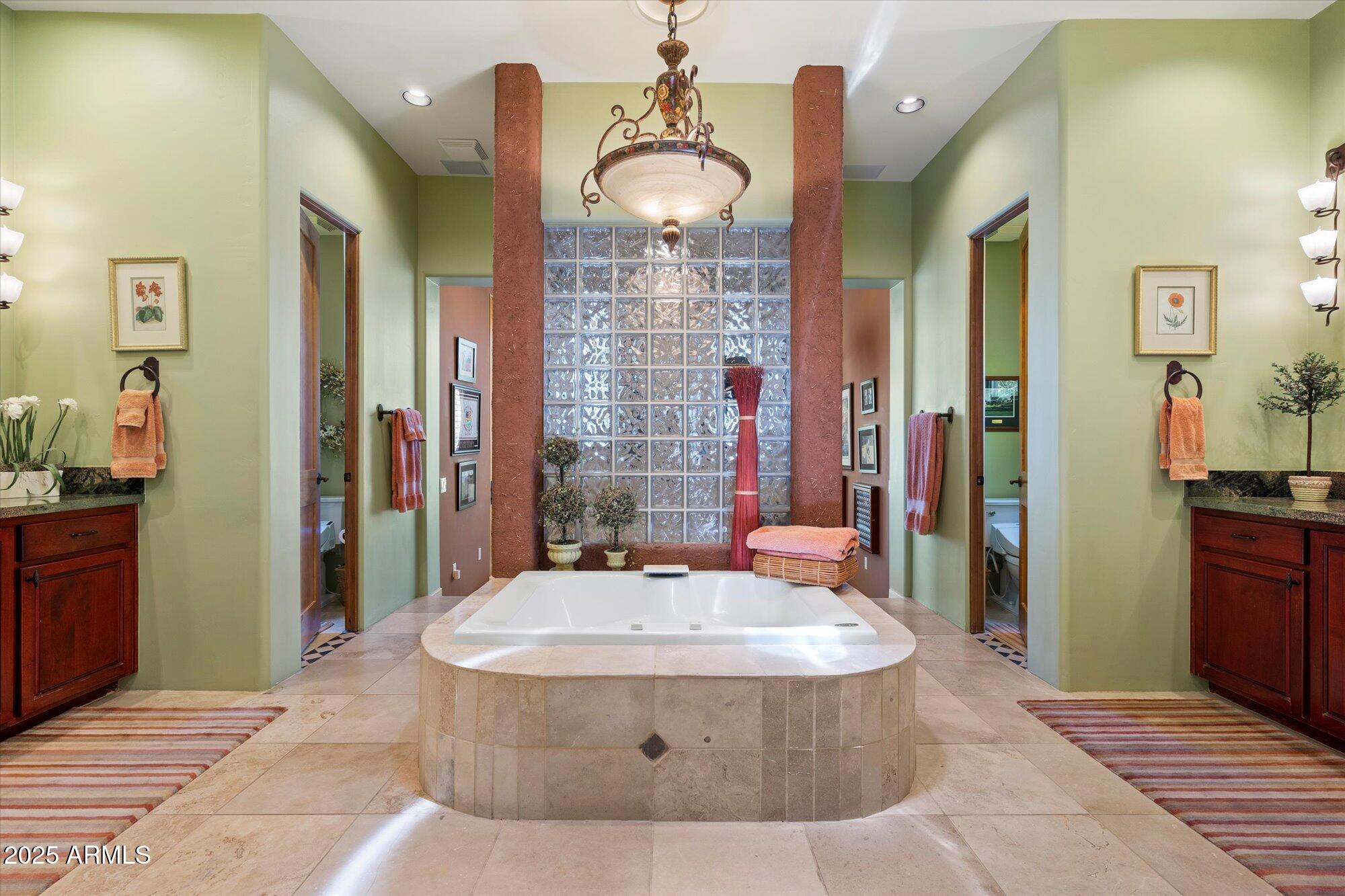 DC RANCH - Residential