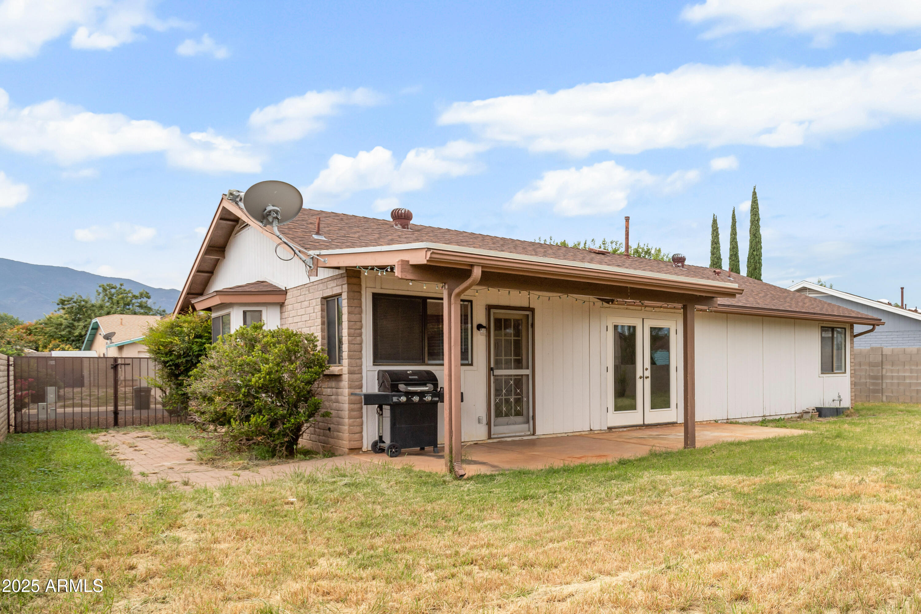 EAGLE RIDGE - Residential