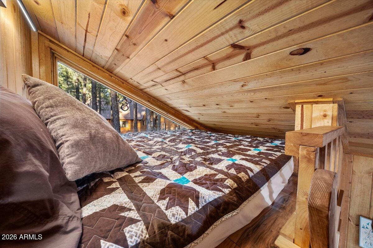 ALPINE ESTATES - Residential