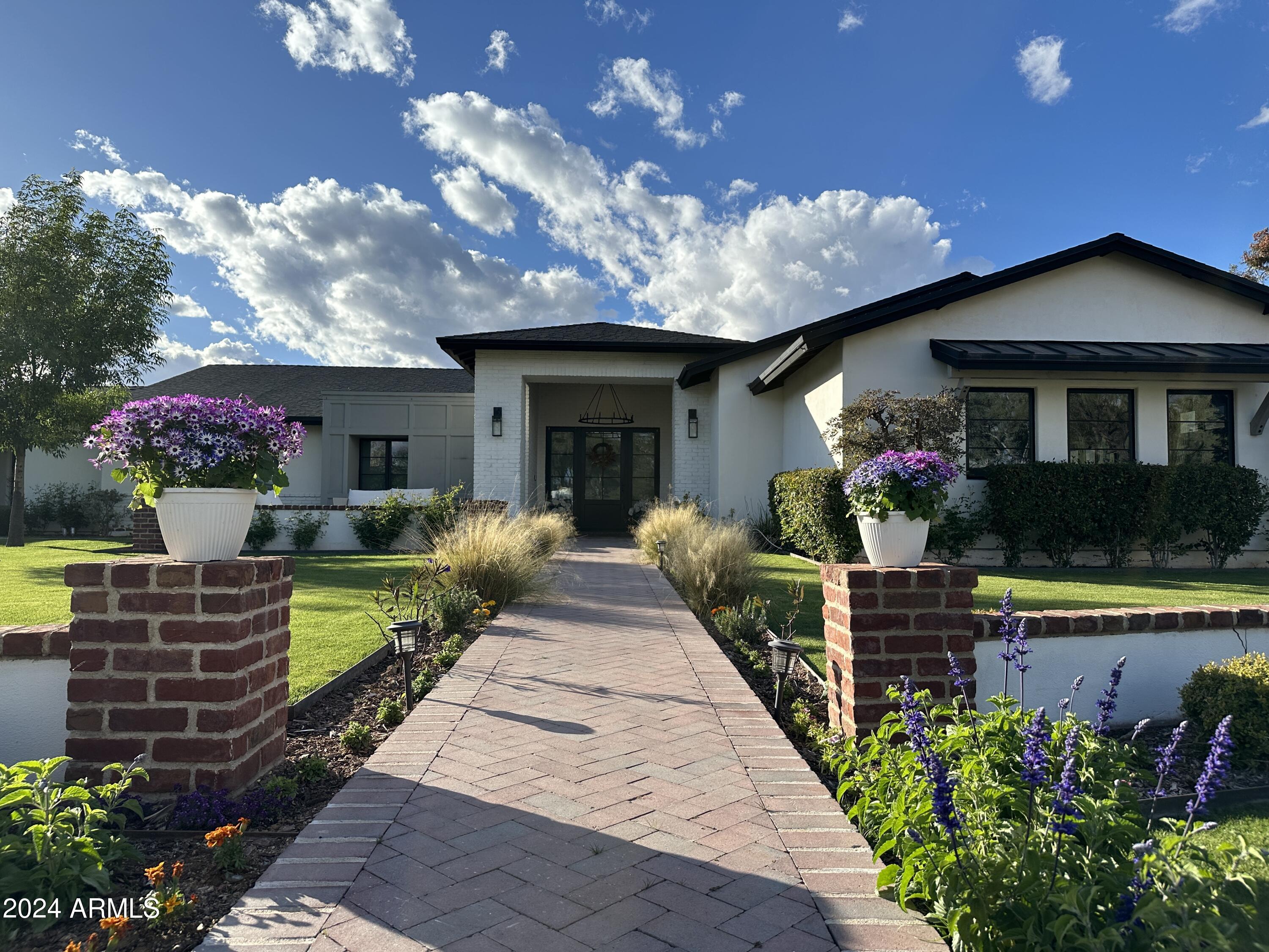 OAKHURST - Residential