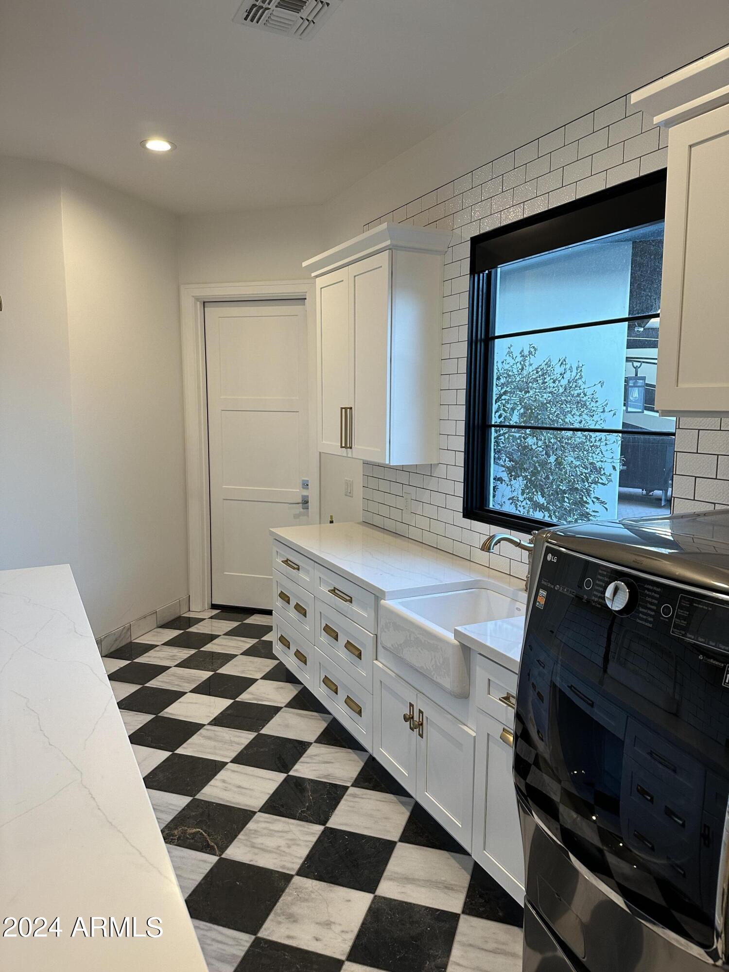 OAKHURST - Residential