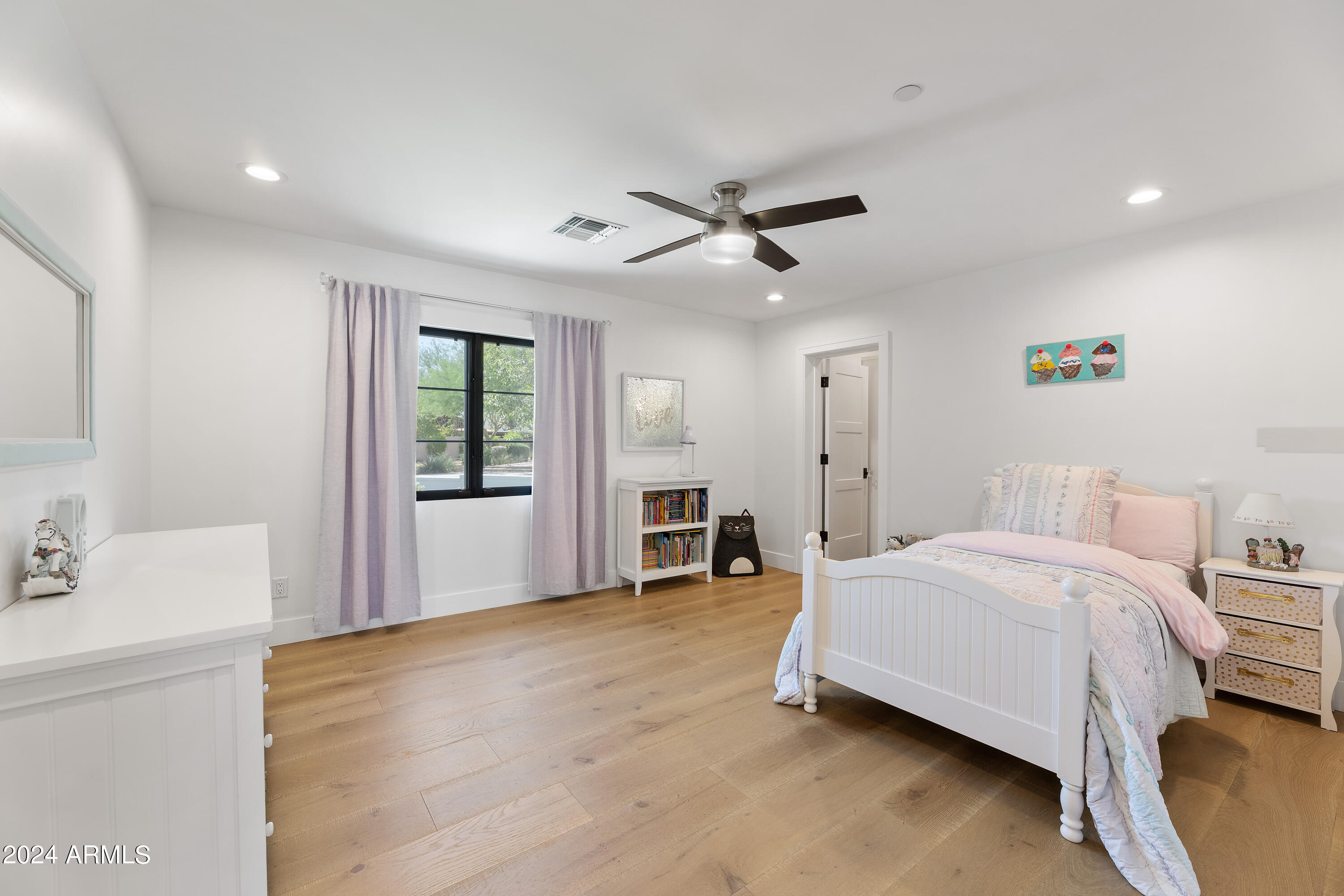 OAKHURST - Residential
