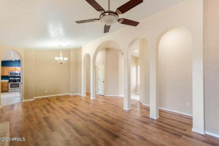 CANYON DE FLORES PHASE 2B - Residential Lease