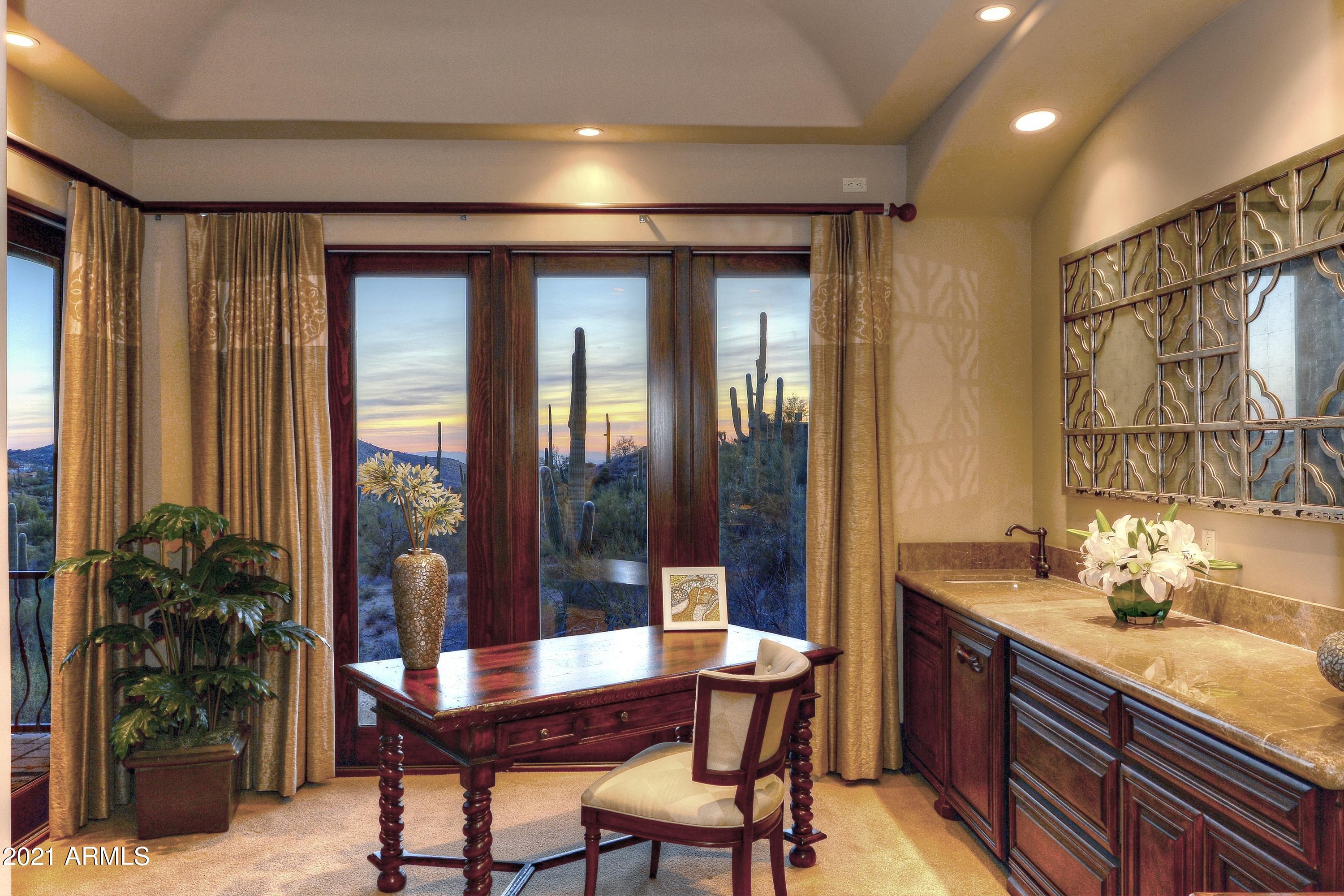 DESERT MOUNTAIN - Residential