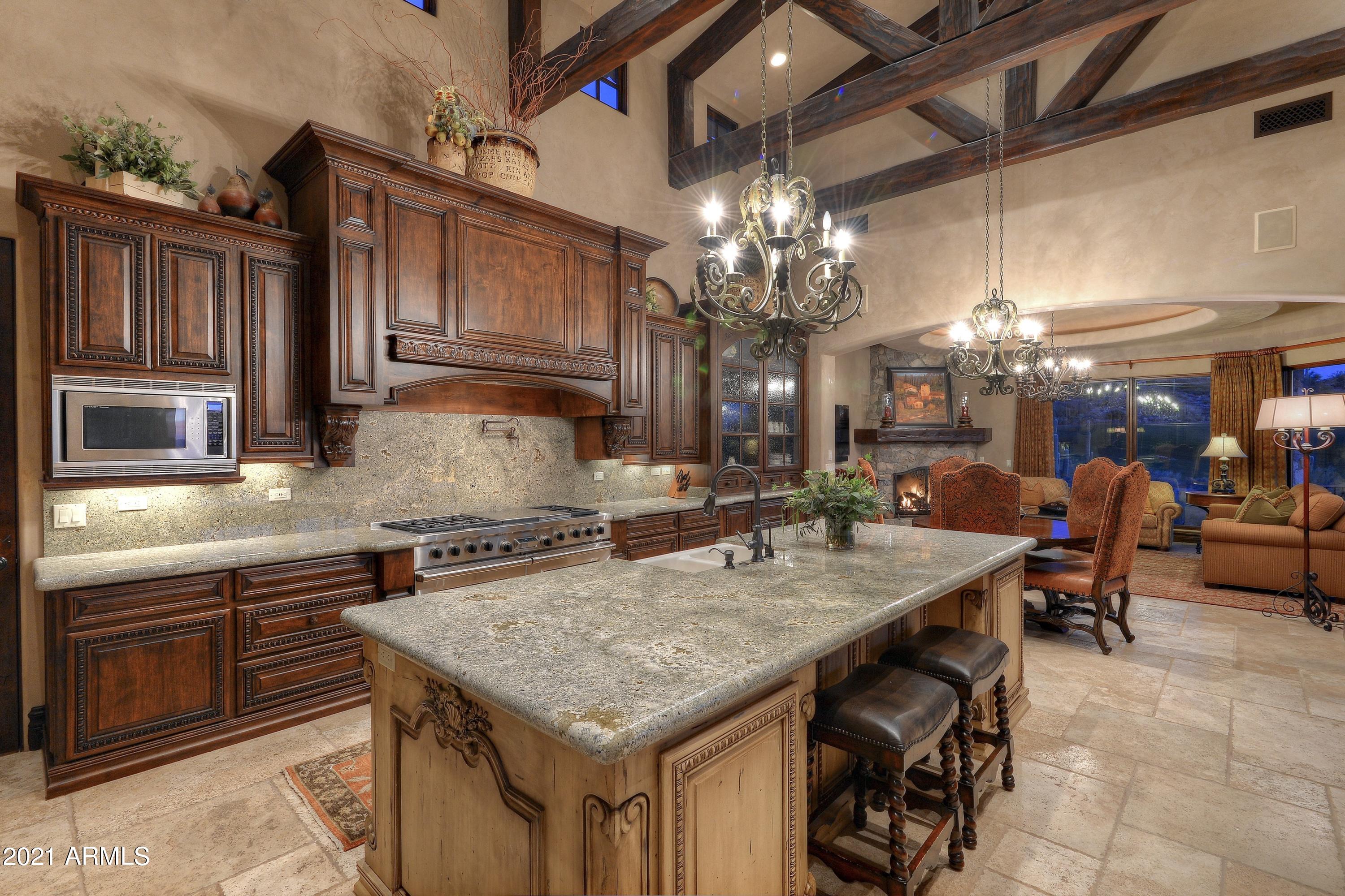 DESERT MOUNTAIN - Residential