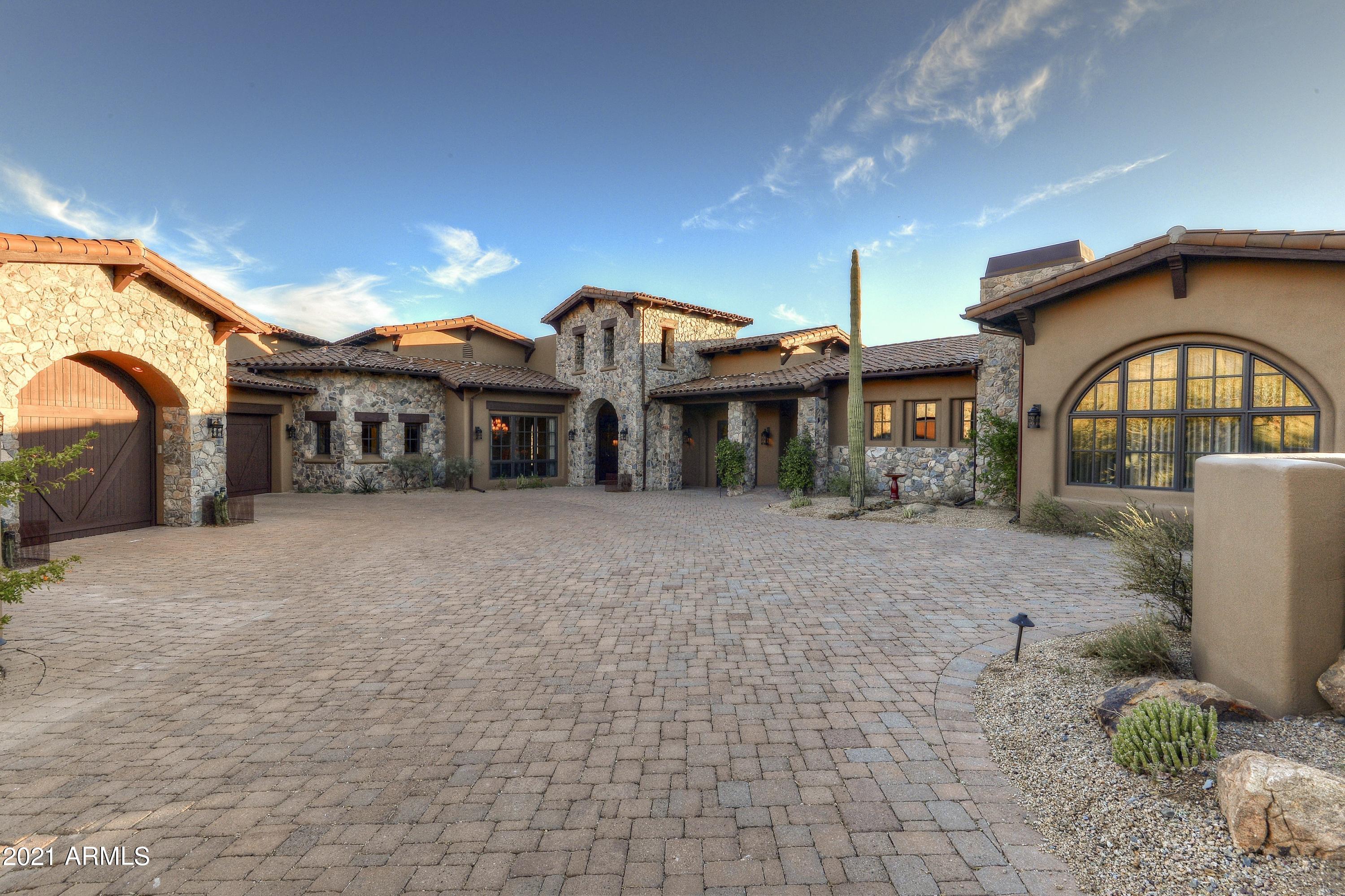 DESERT MOUNTAIN - Residential