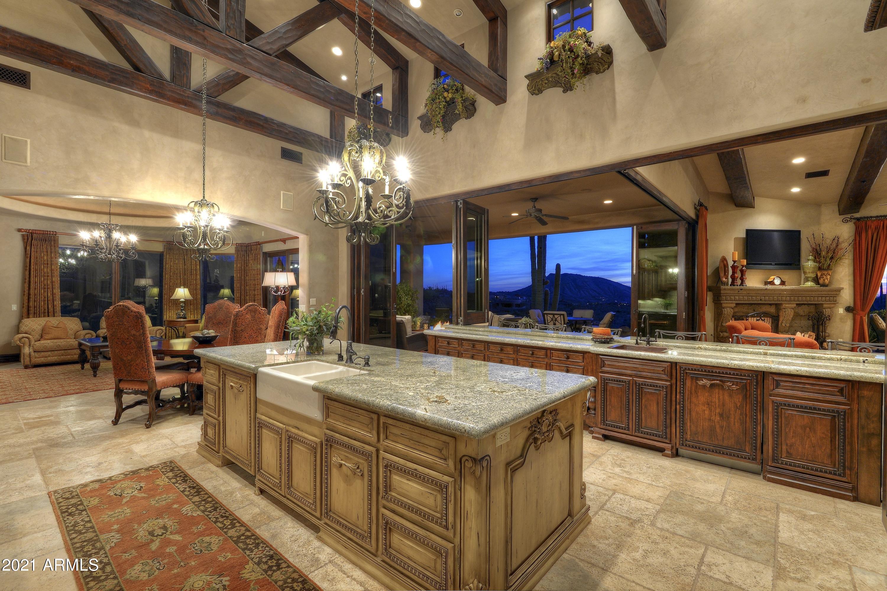 DESERT MOUNTAIN - Residential