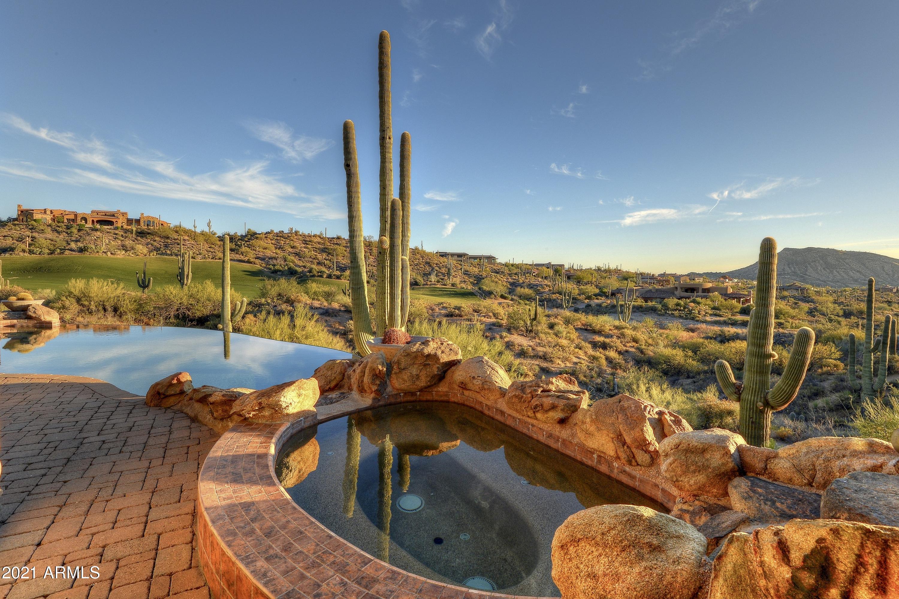 DESERT MOUNTAIN - Residential