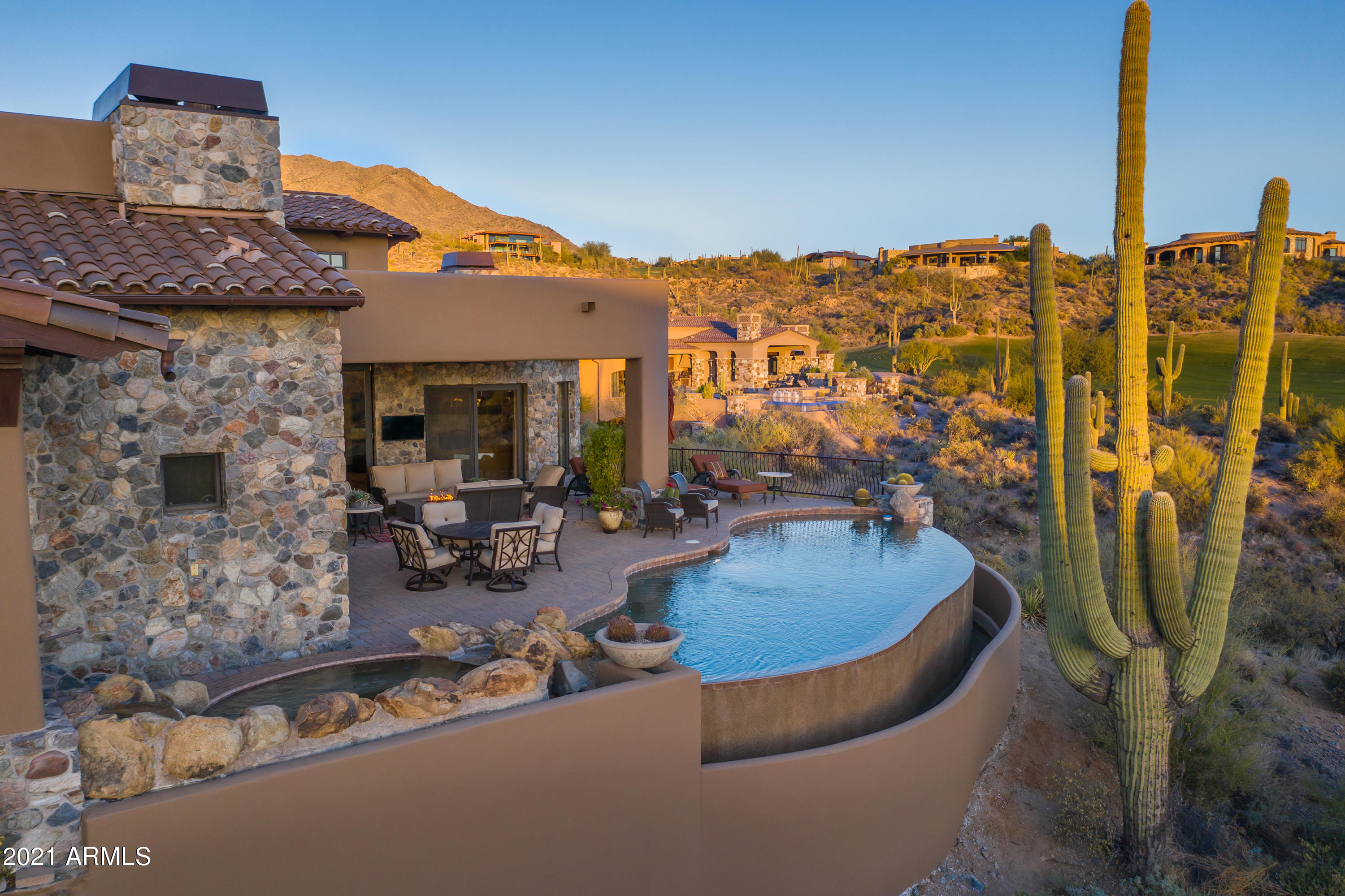 DESERT MOUNTAIN - Residential