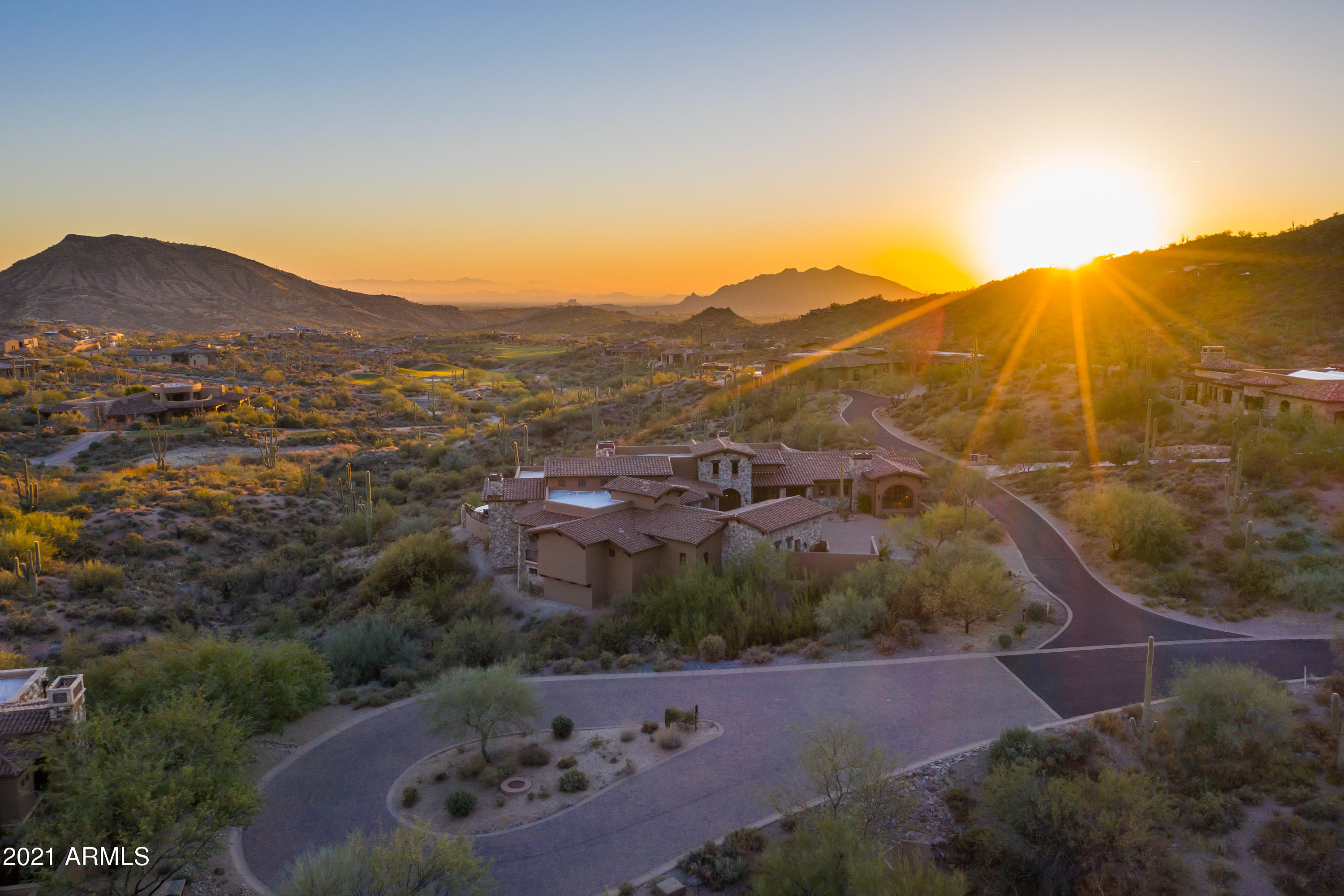 DESERT MOUNTAIN - Residential