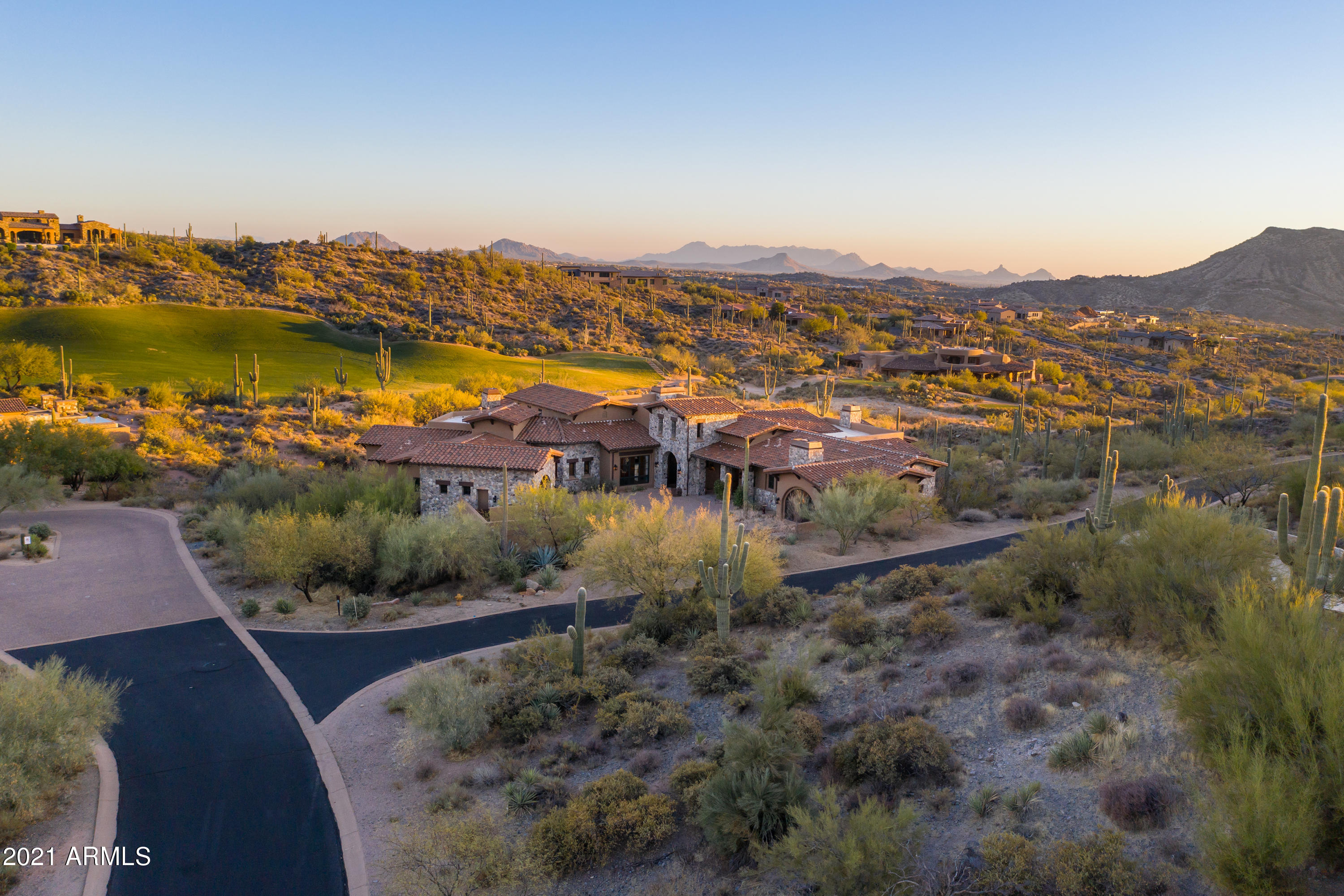 DESERT MOUNTAIN - Residential