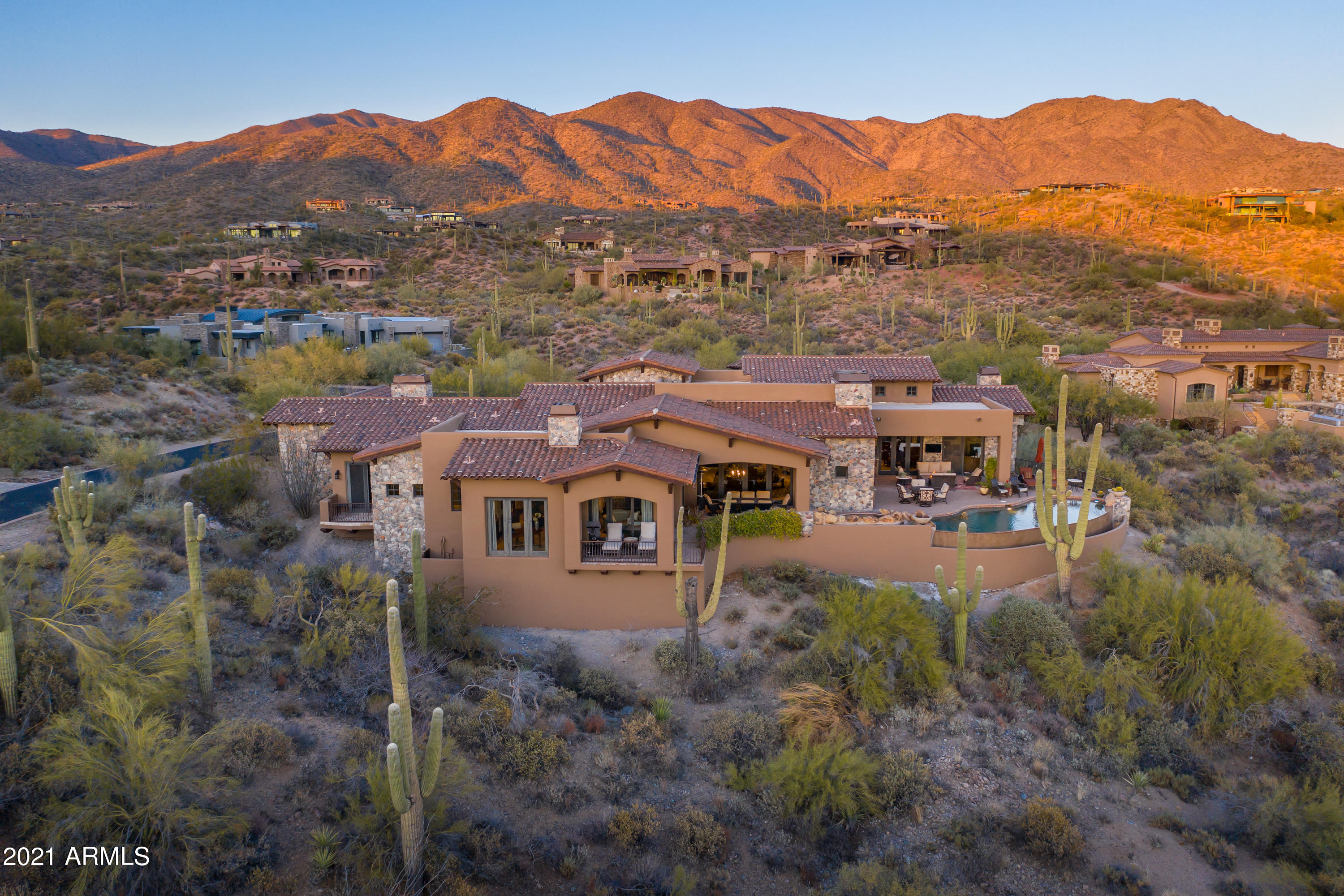 DESERT MOUNTAIN - Residential