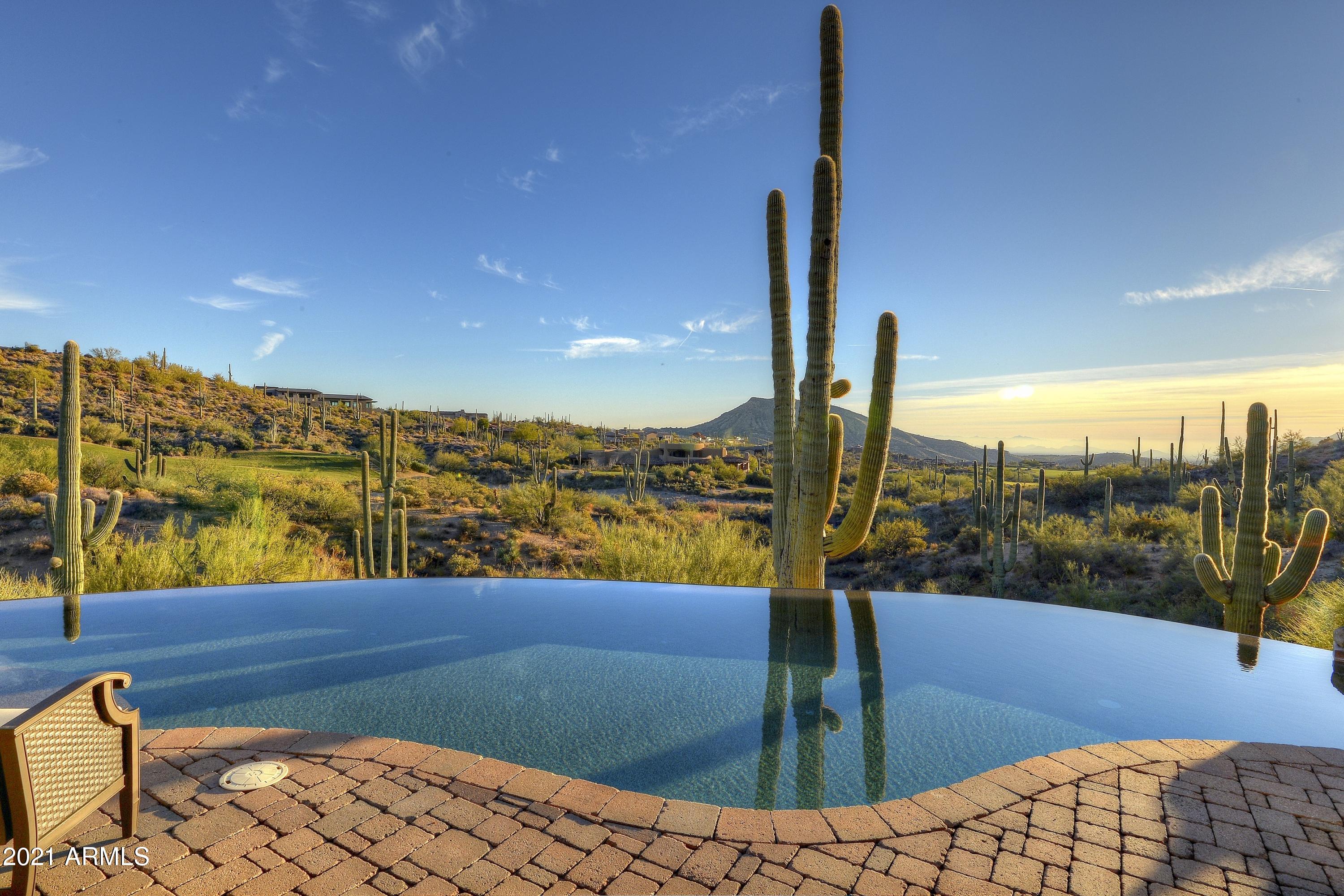 DESERT MOUNTAIN - Residential