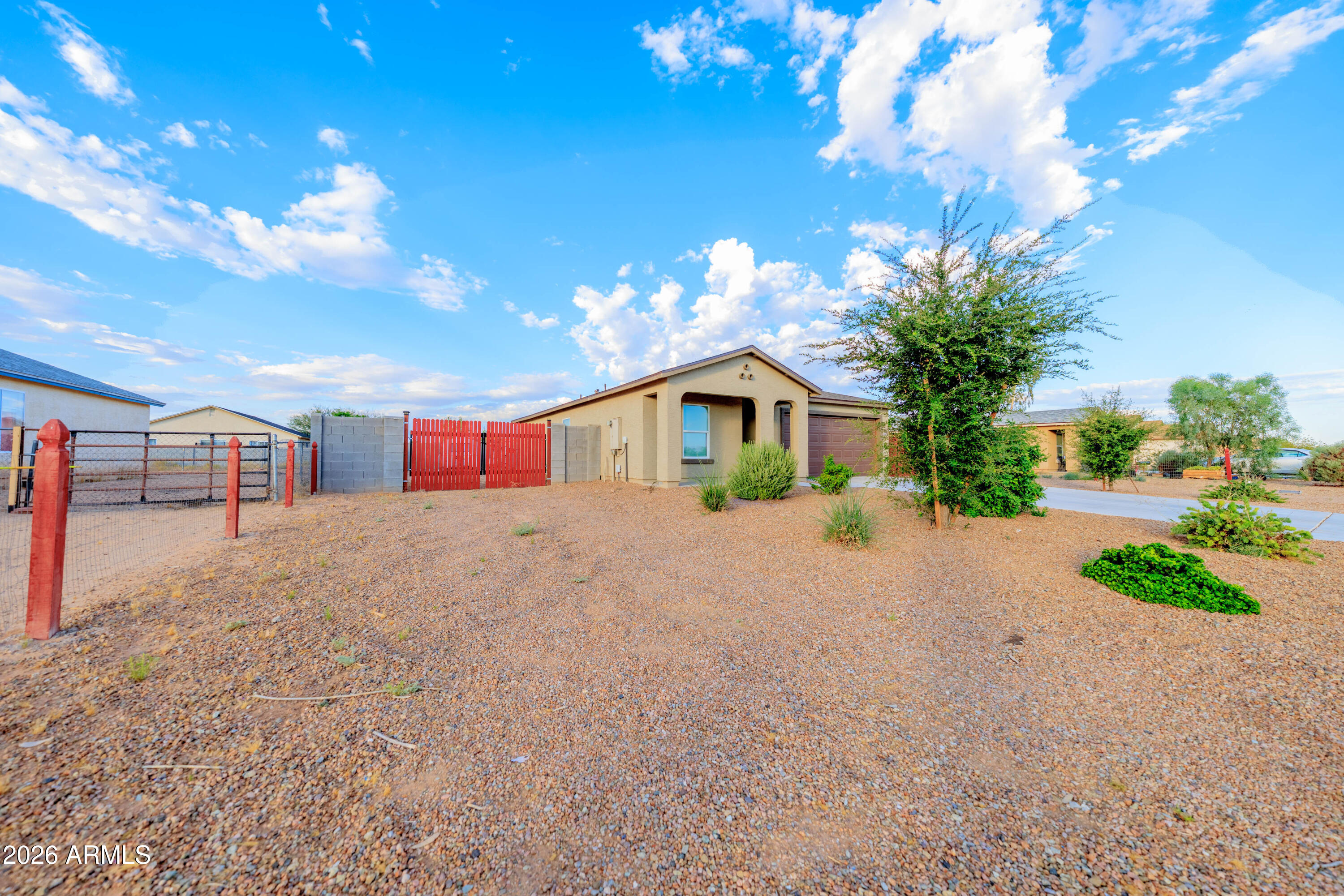 ARIZONA CITY UNIT FIFTEEN - Residential