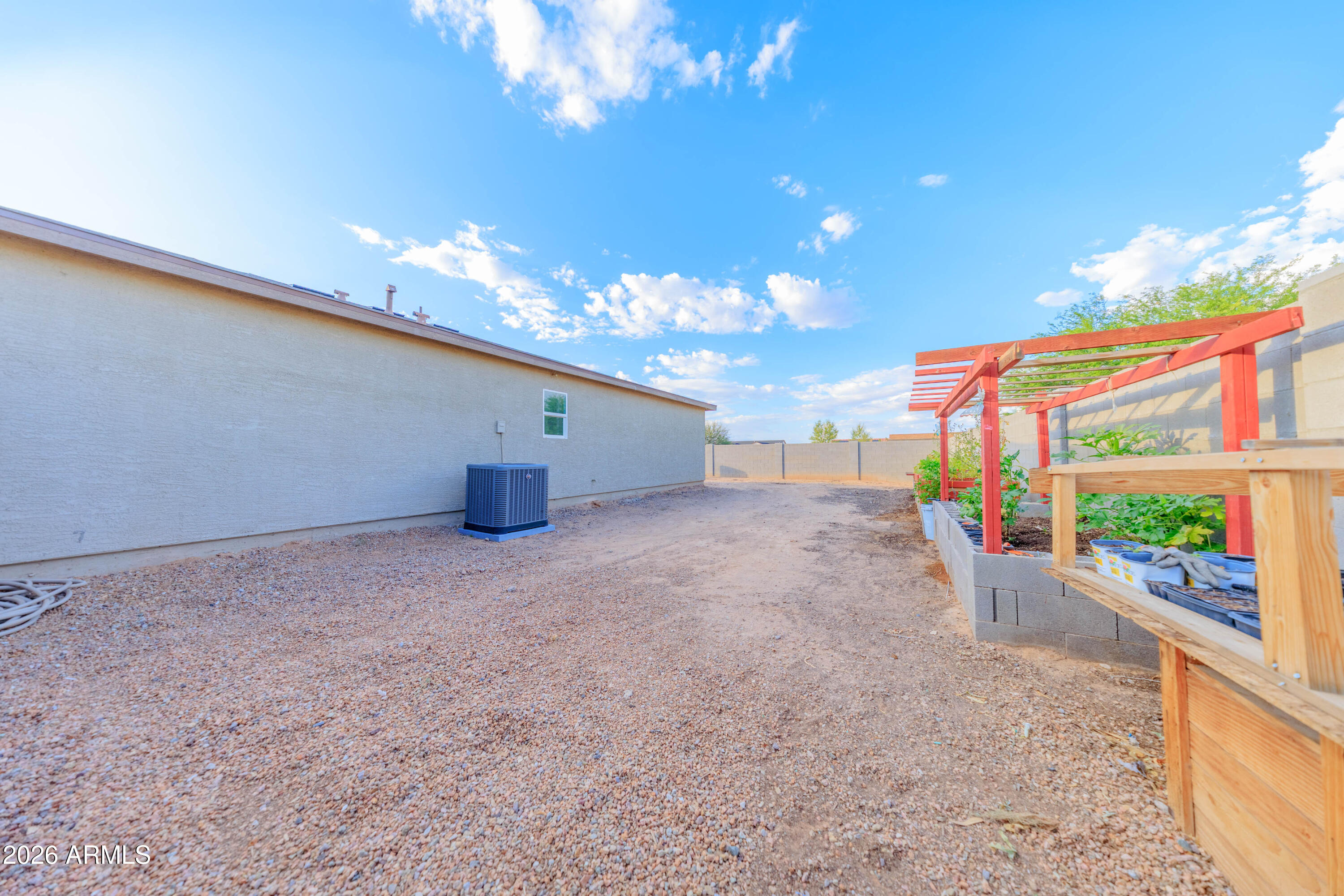 ARIZONA CITY UNIT FIFTEEN - Residential