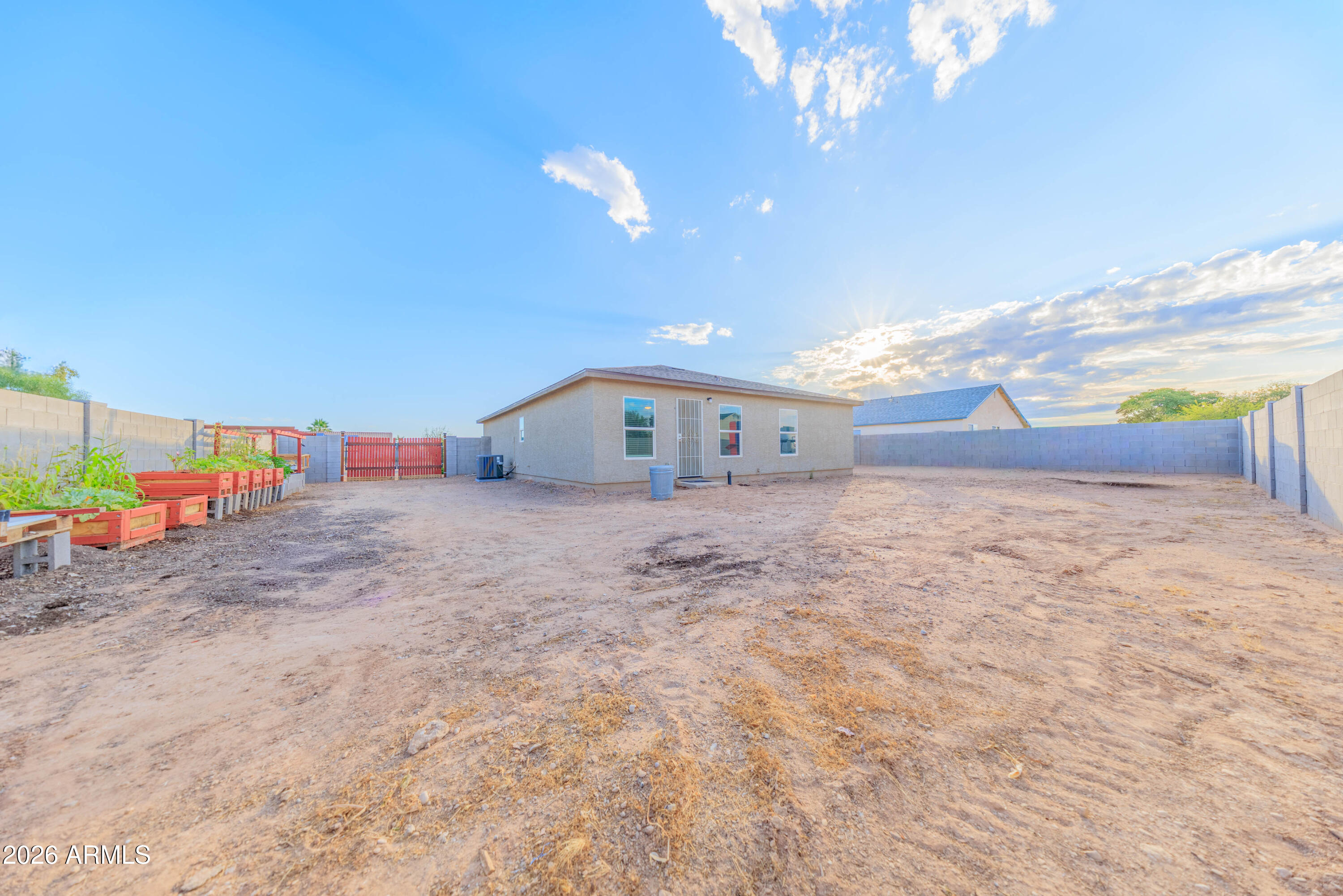 ARIZONA CITY UNIT FIFTEEN - Residential