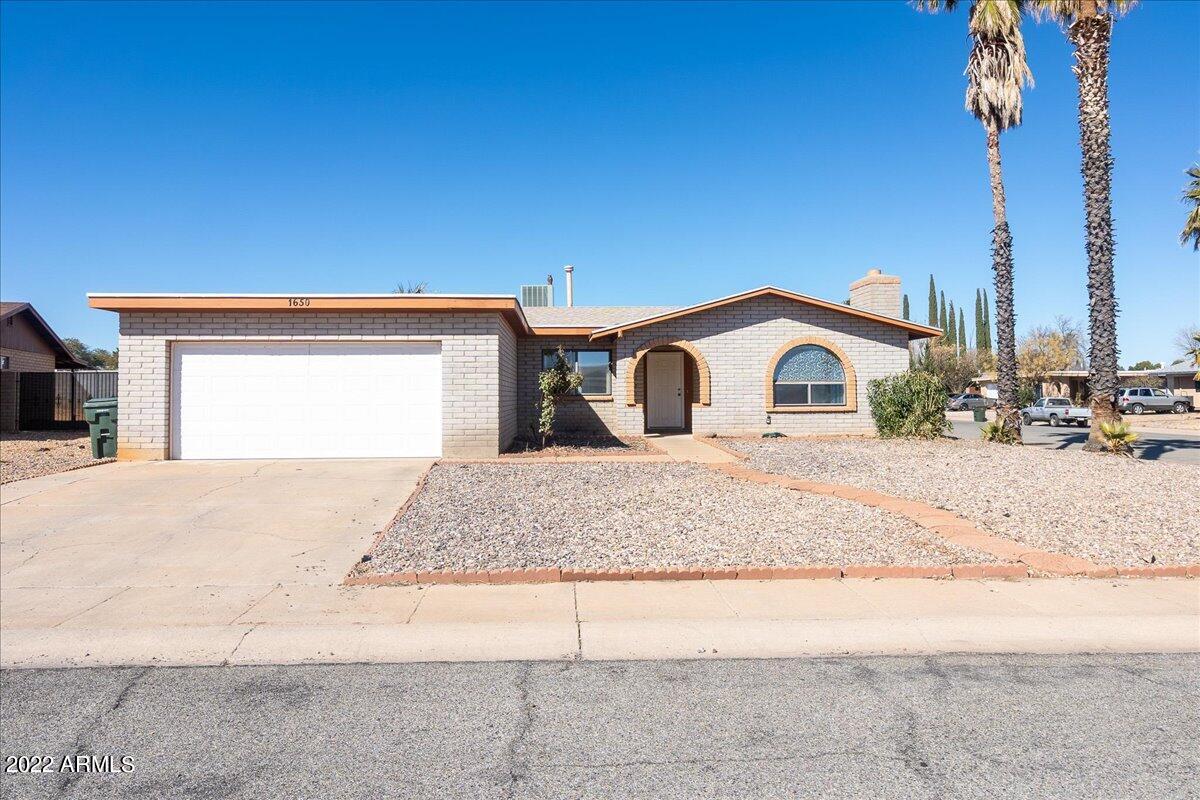 4 bedroom 2 bath corner lot home in well developed community. RV gate with plenty of room. Pool with new pump and filter and roof replaced in 2020. Call this gorgeous house home today!