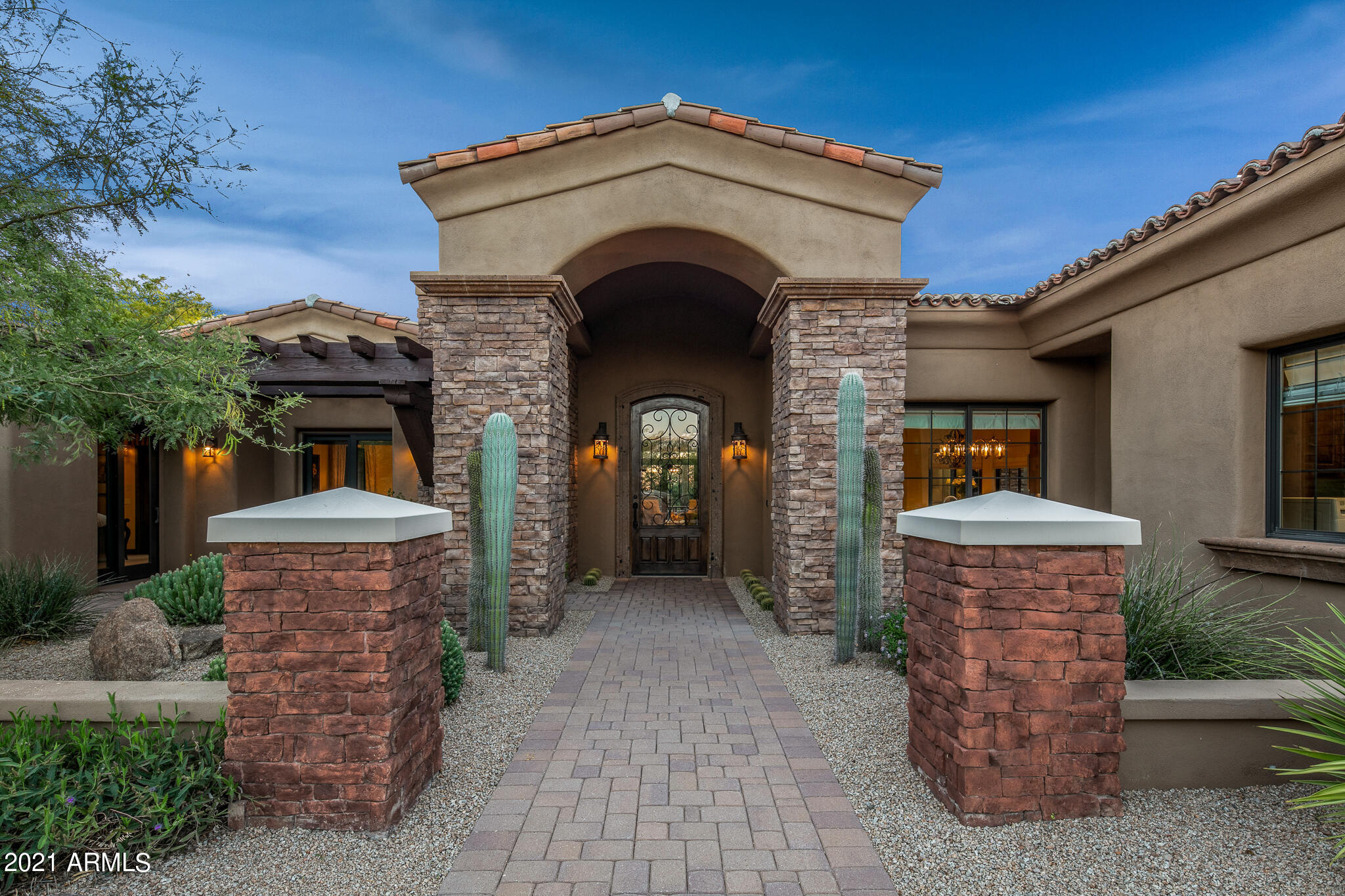 Mirabel Club - Residential