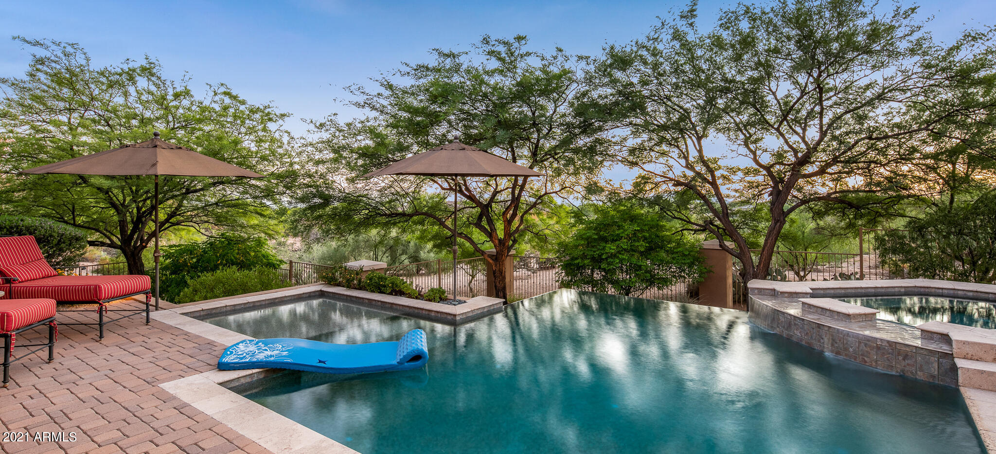 Mirabel Club - Residential