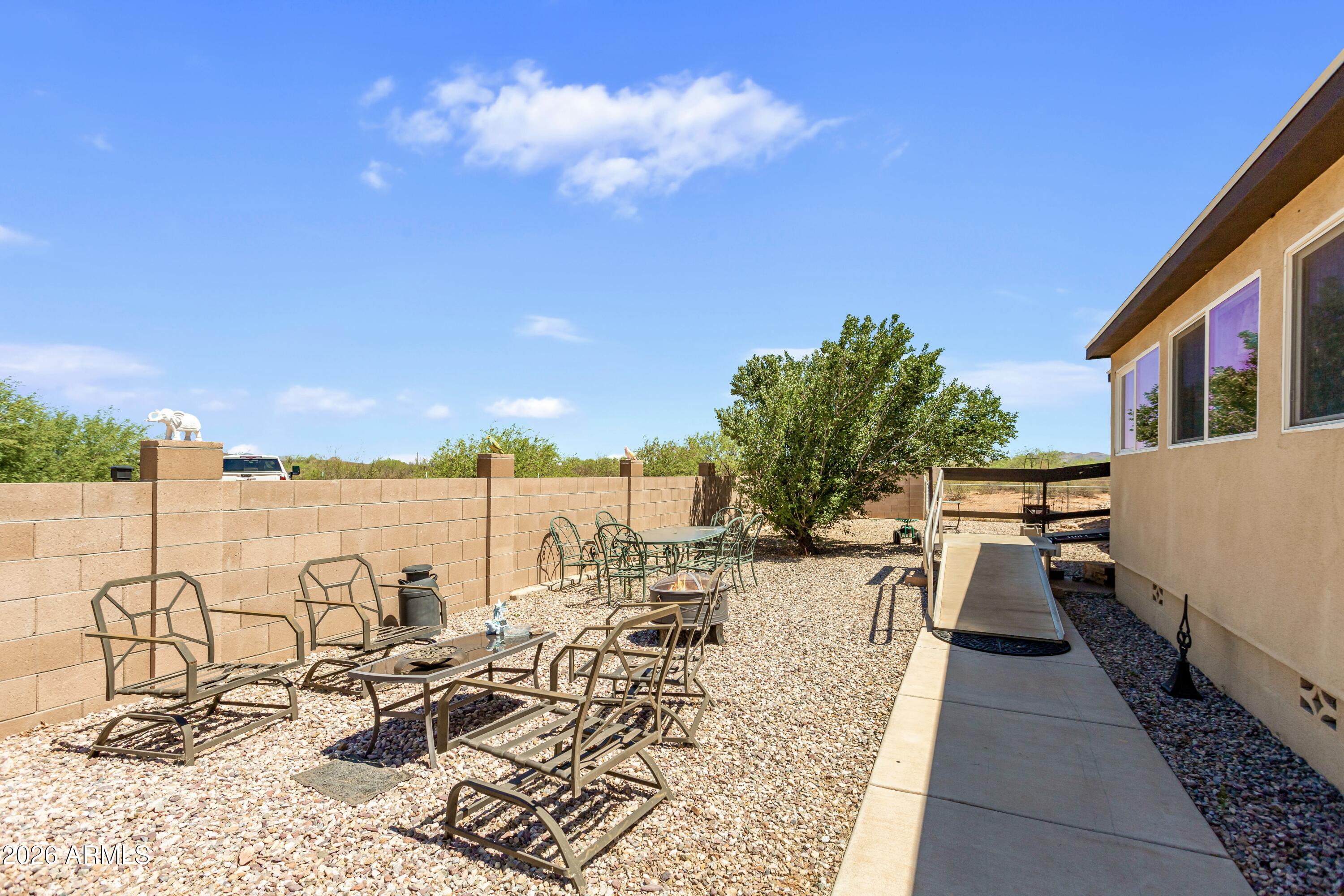 HIGH KNOLL RANCHES - Residential